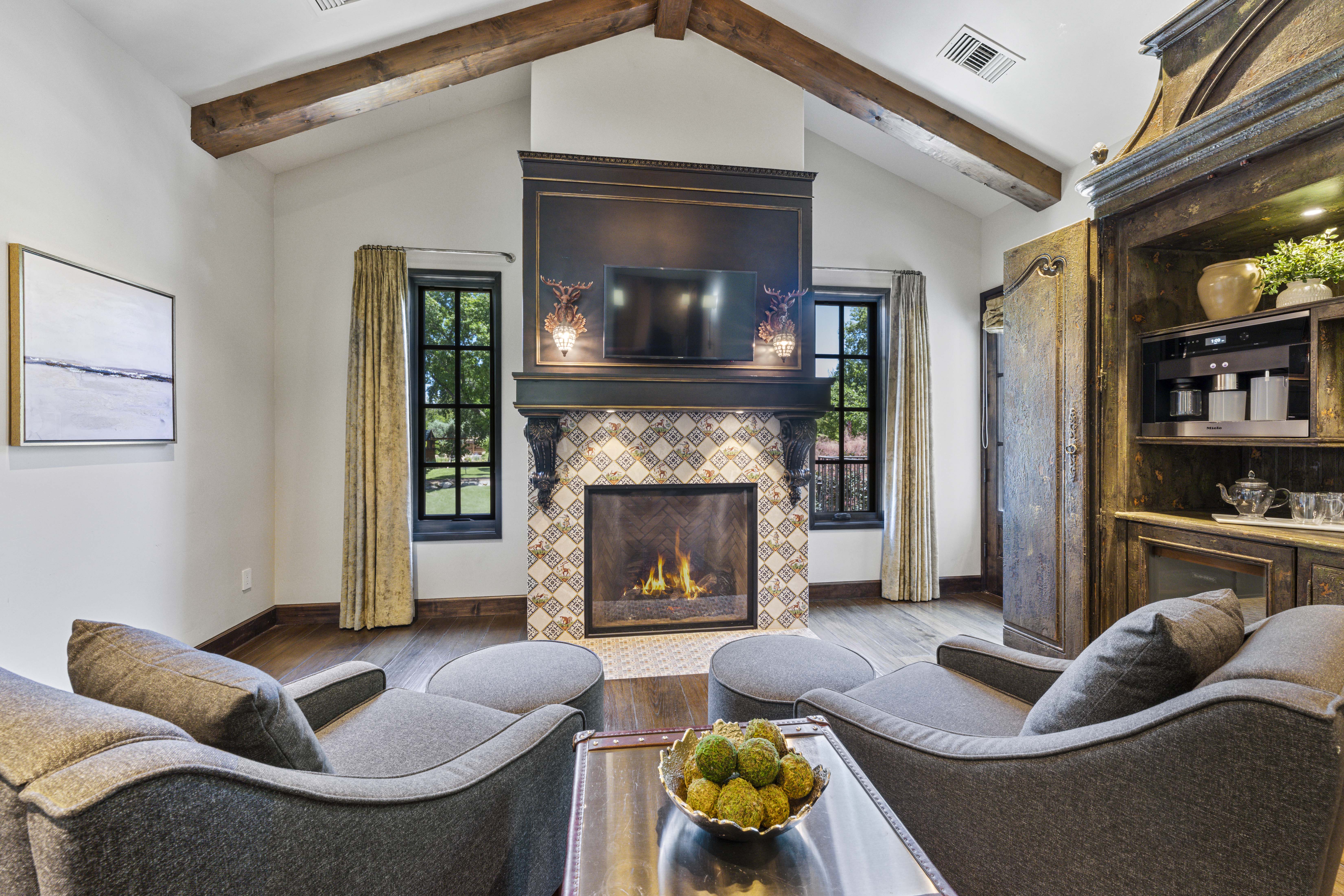 8611 Angeli Lane 