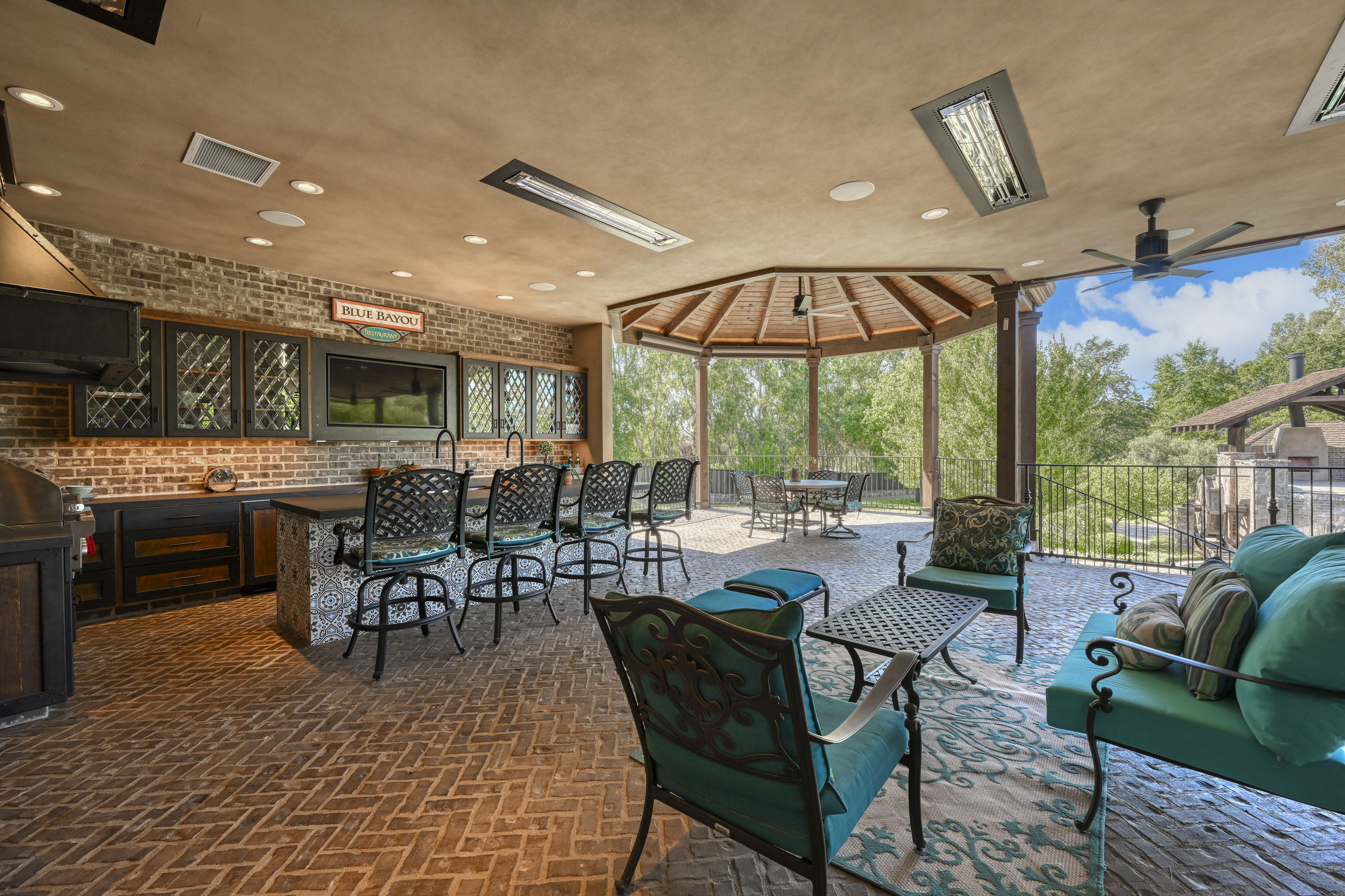 8611 Angeli Lane 