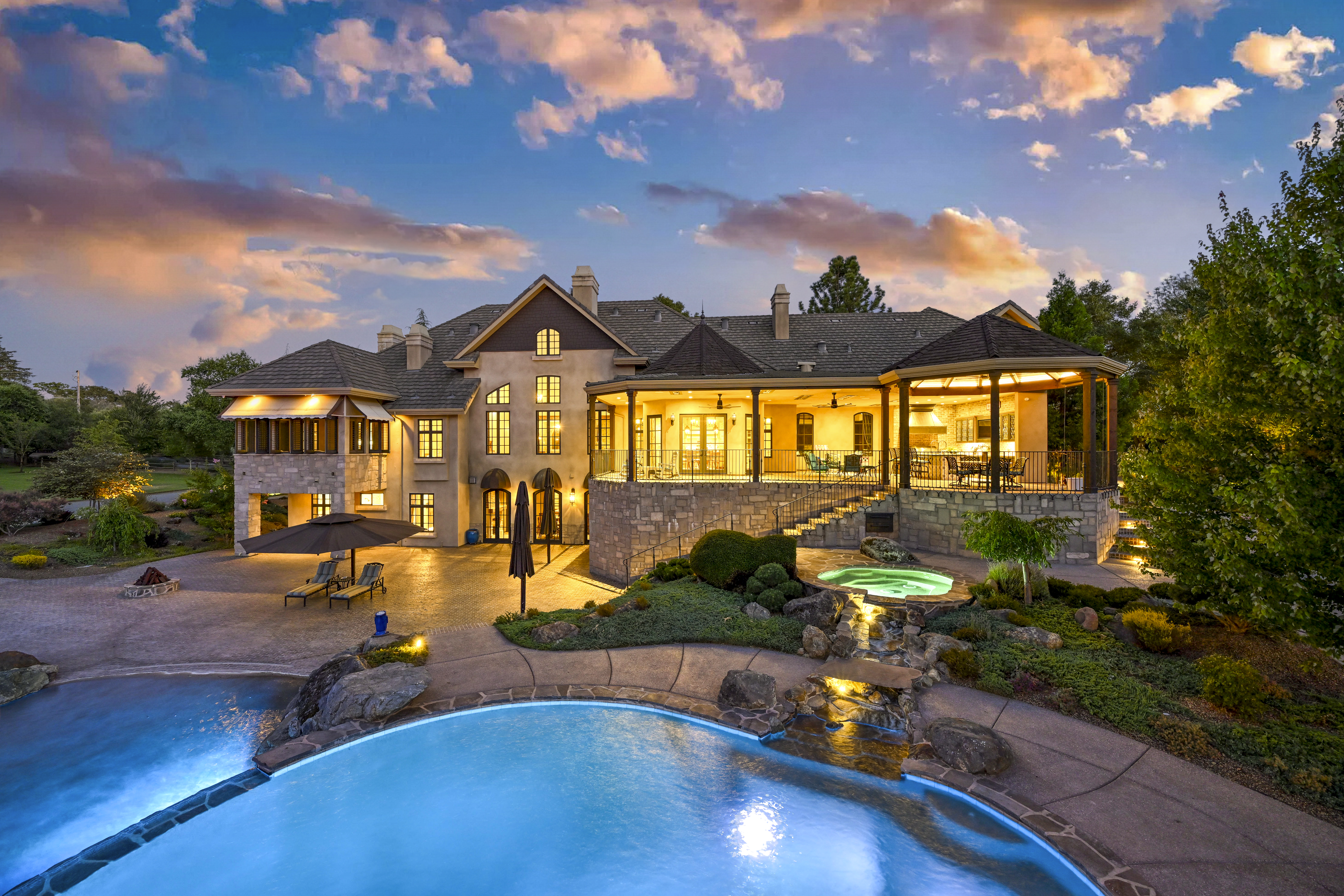 8611 Angeli Lane 