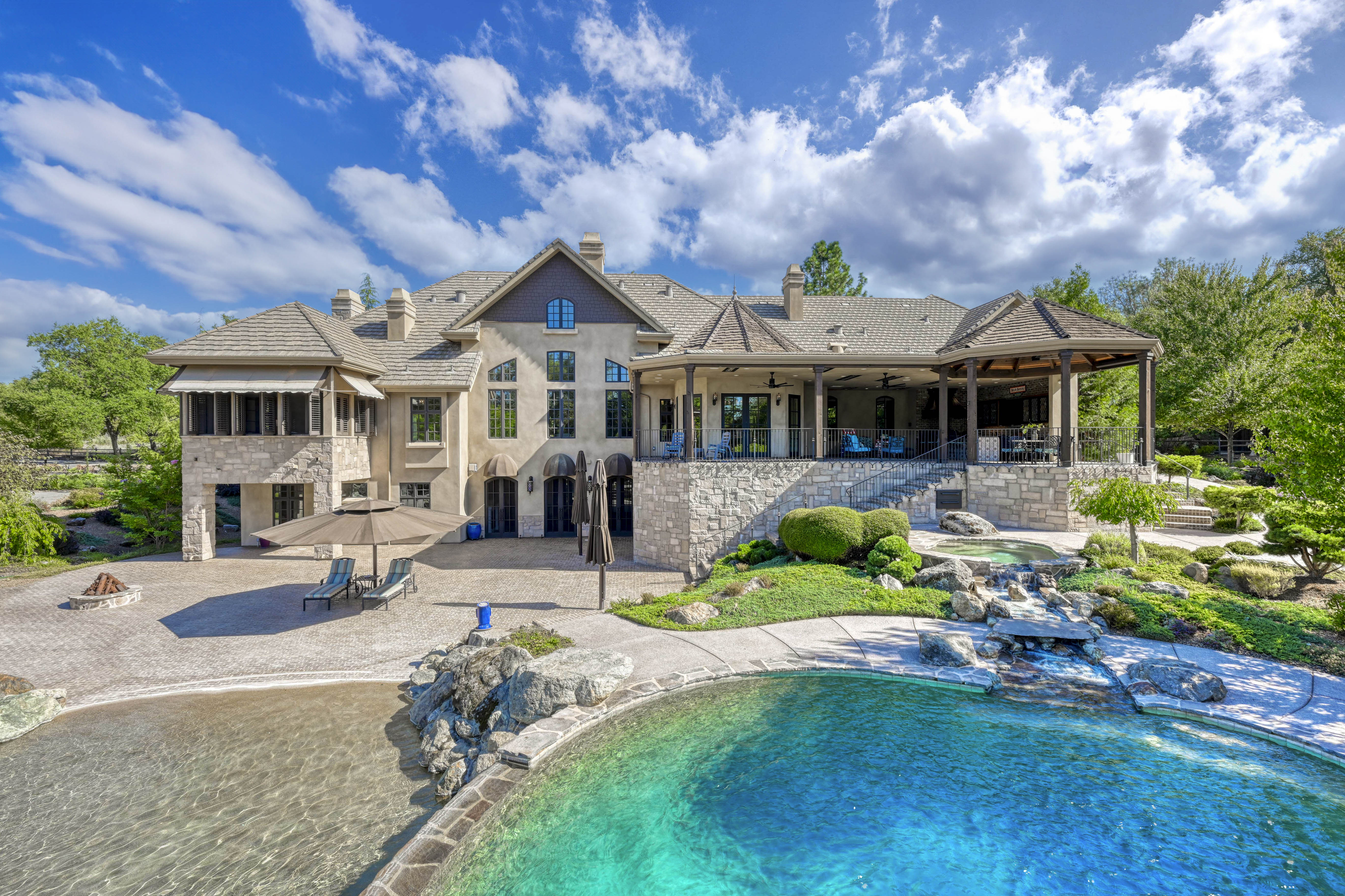 8611 Angeli Lane 