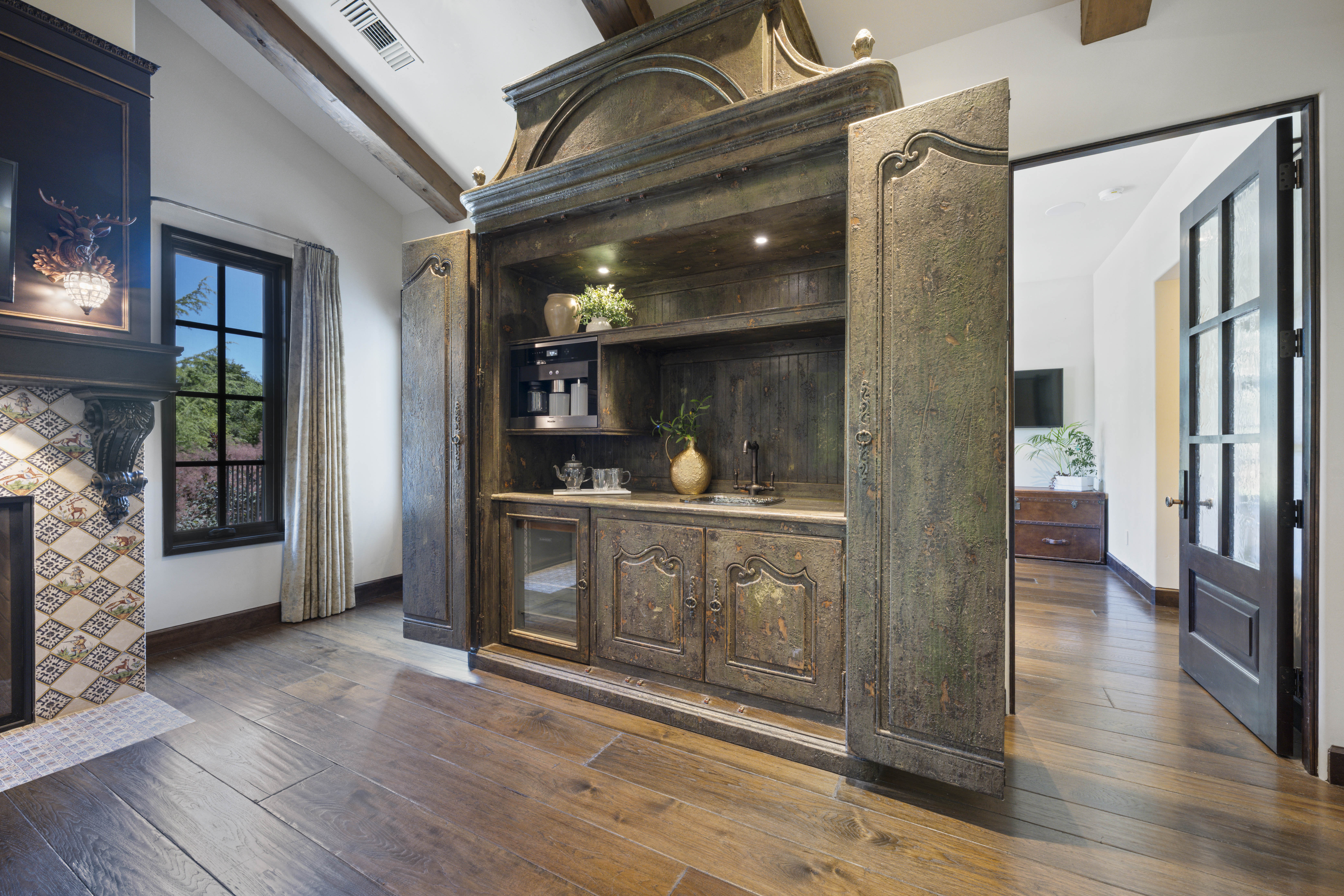 8611 Angeli Lane 