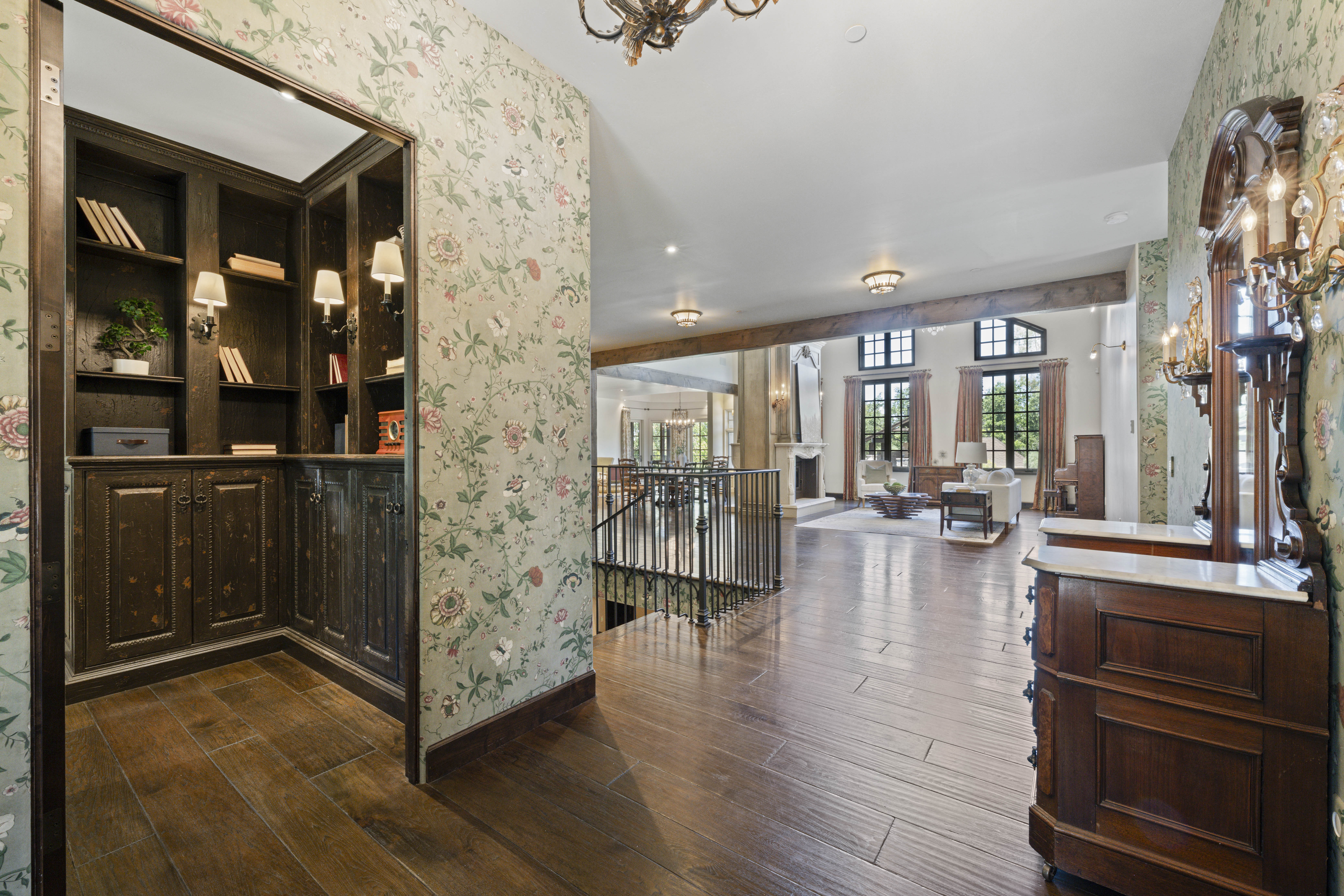 8611 Angeli Lane 