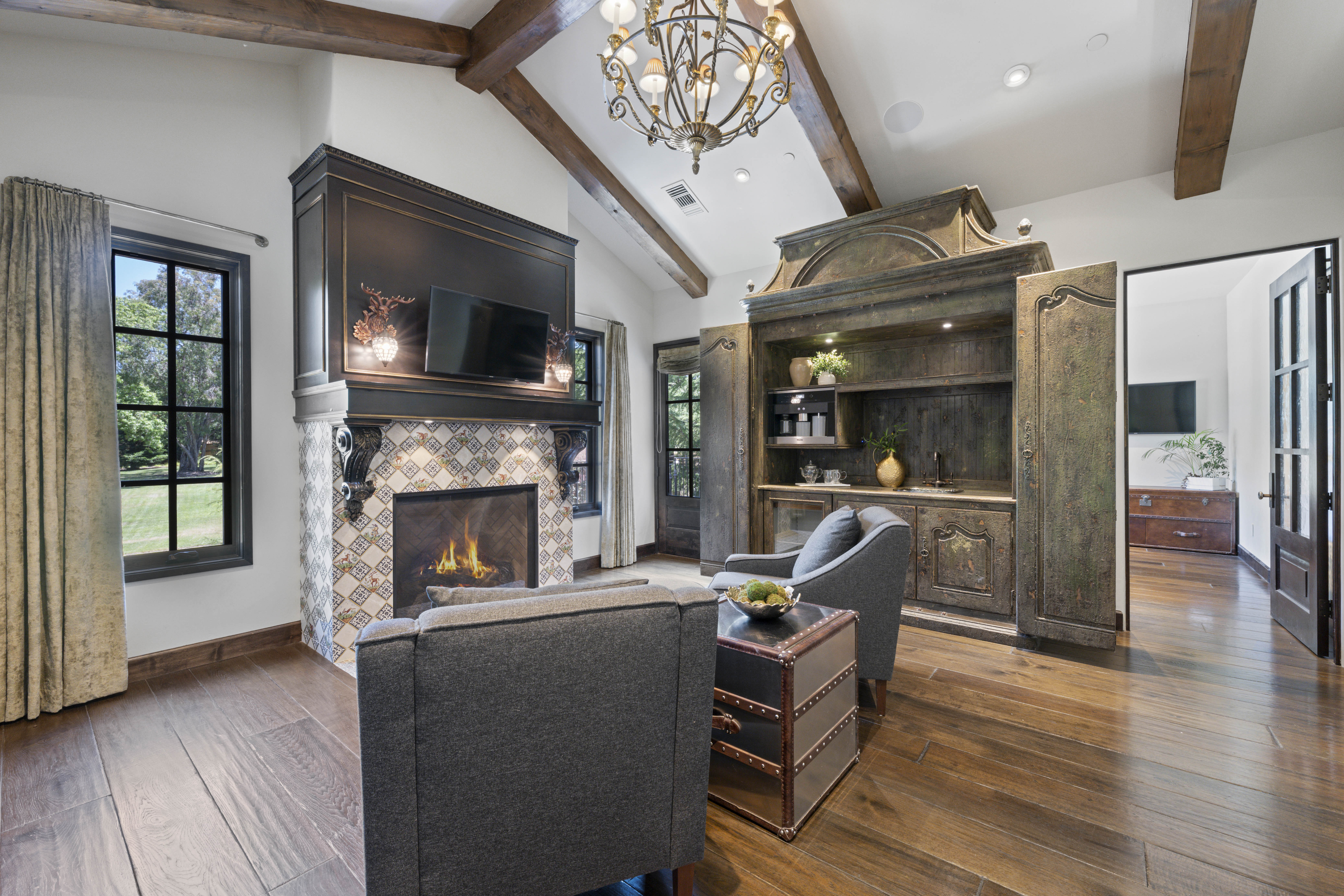 8611 Angeli Lane 