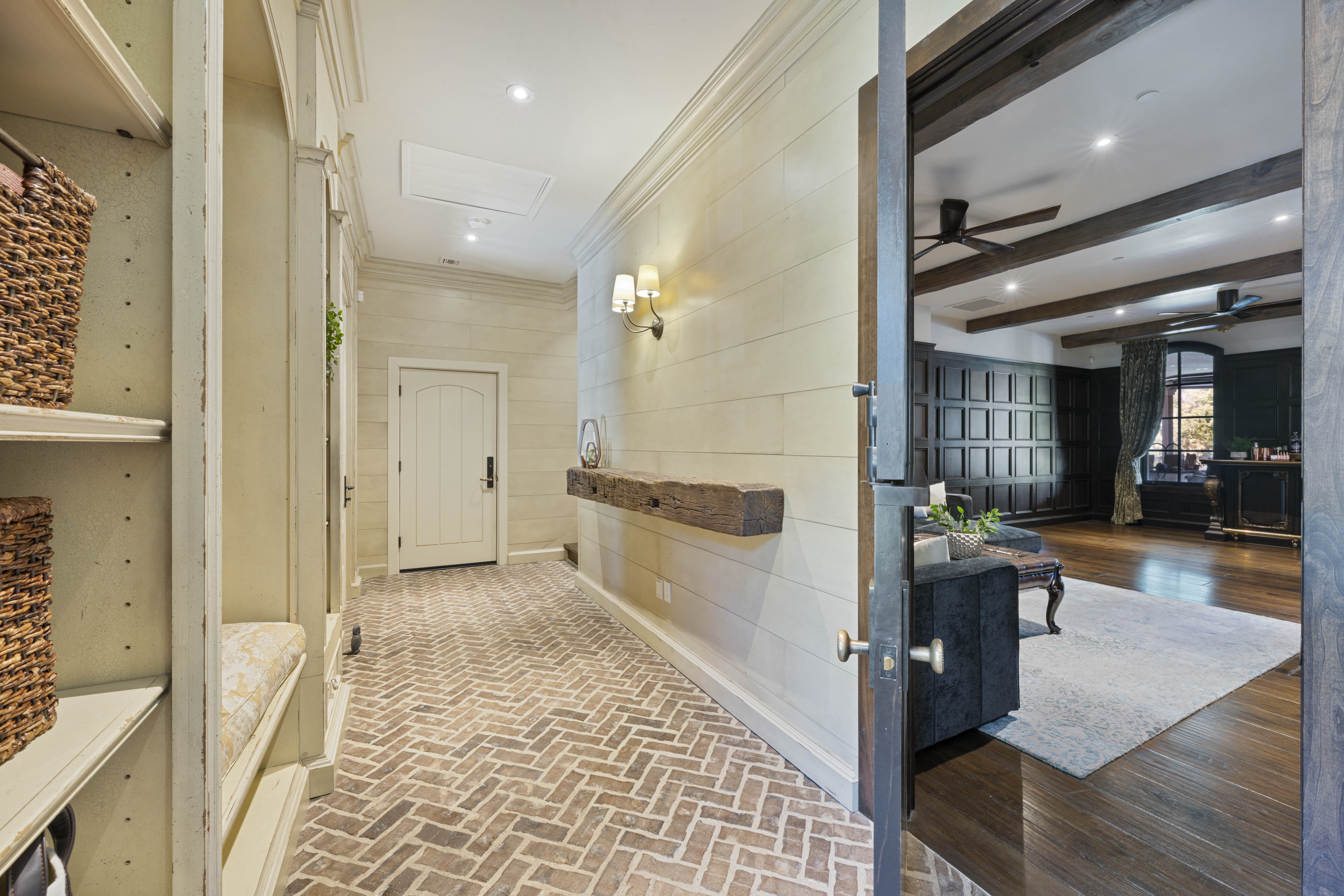 8611 Angeli Lane 