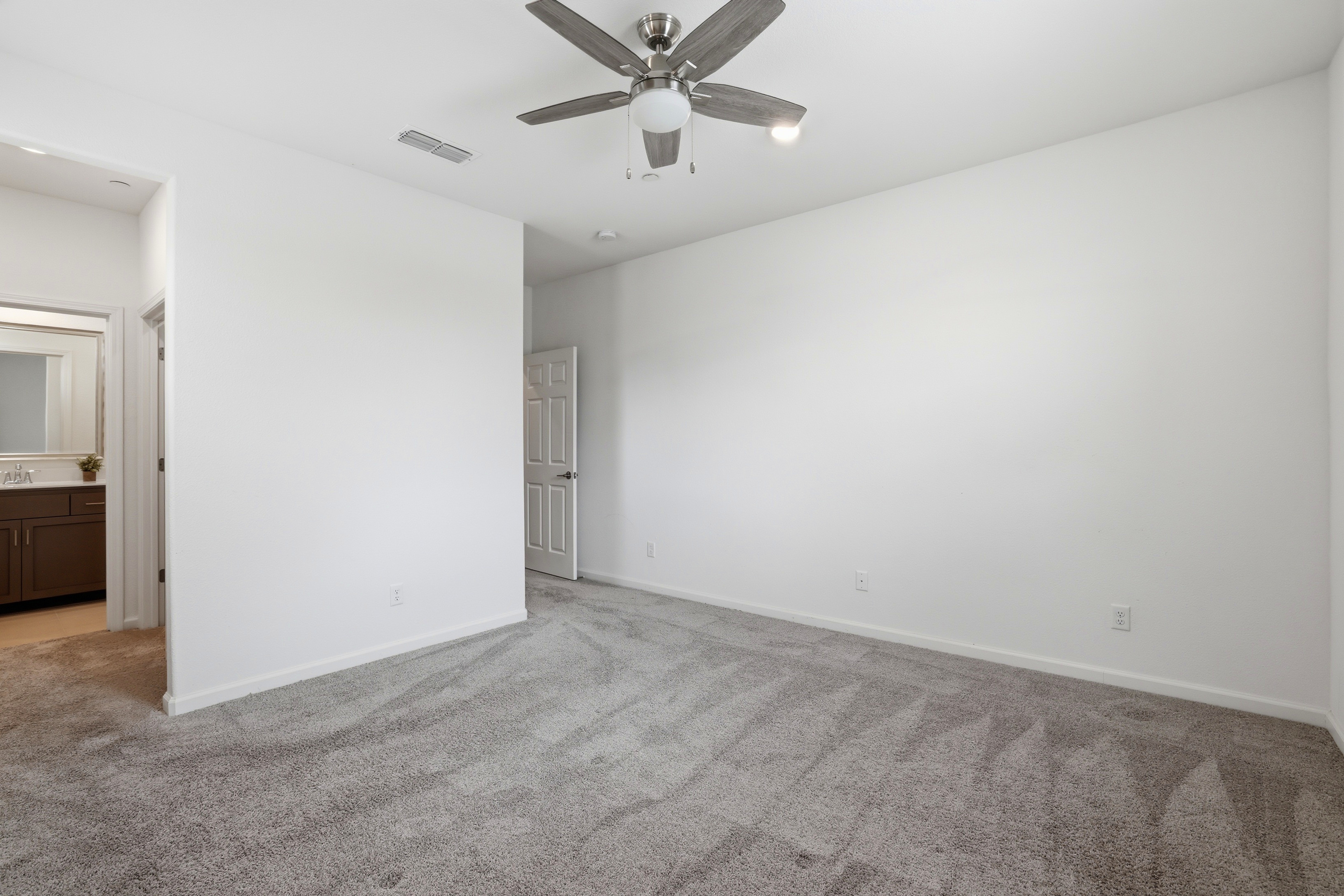 979 Carson River Drive 