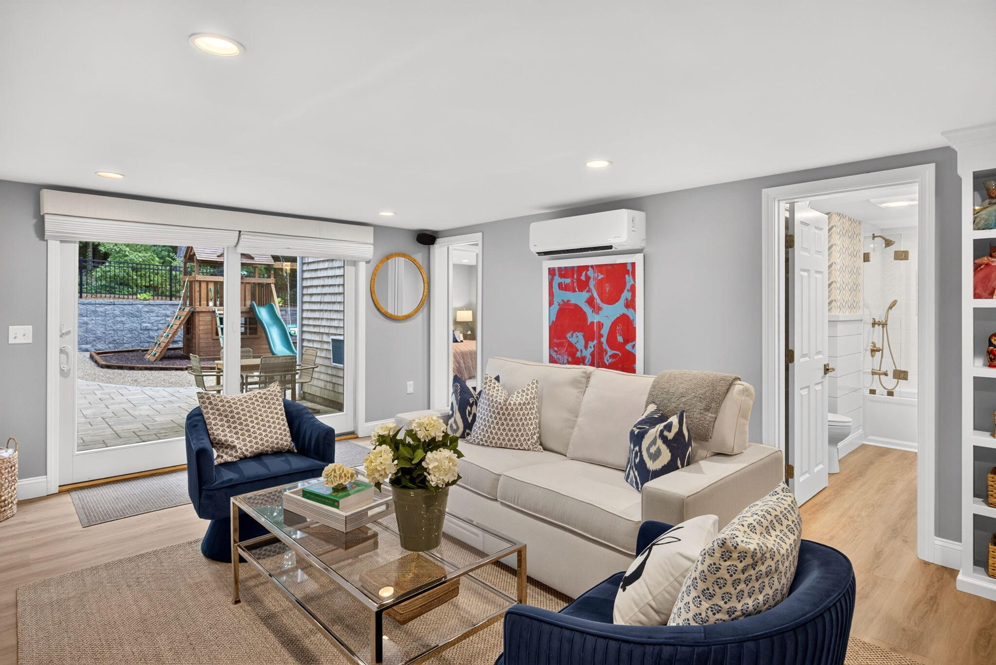 4 Wolf Hill Road