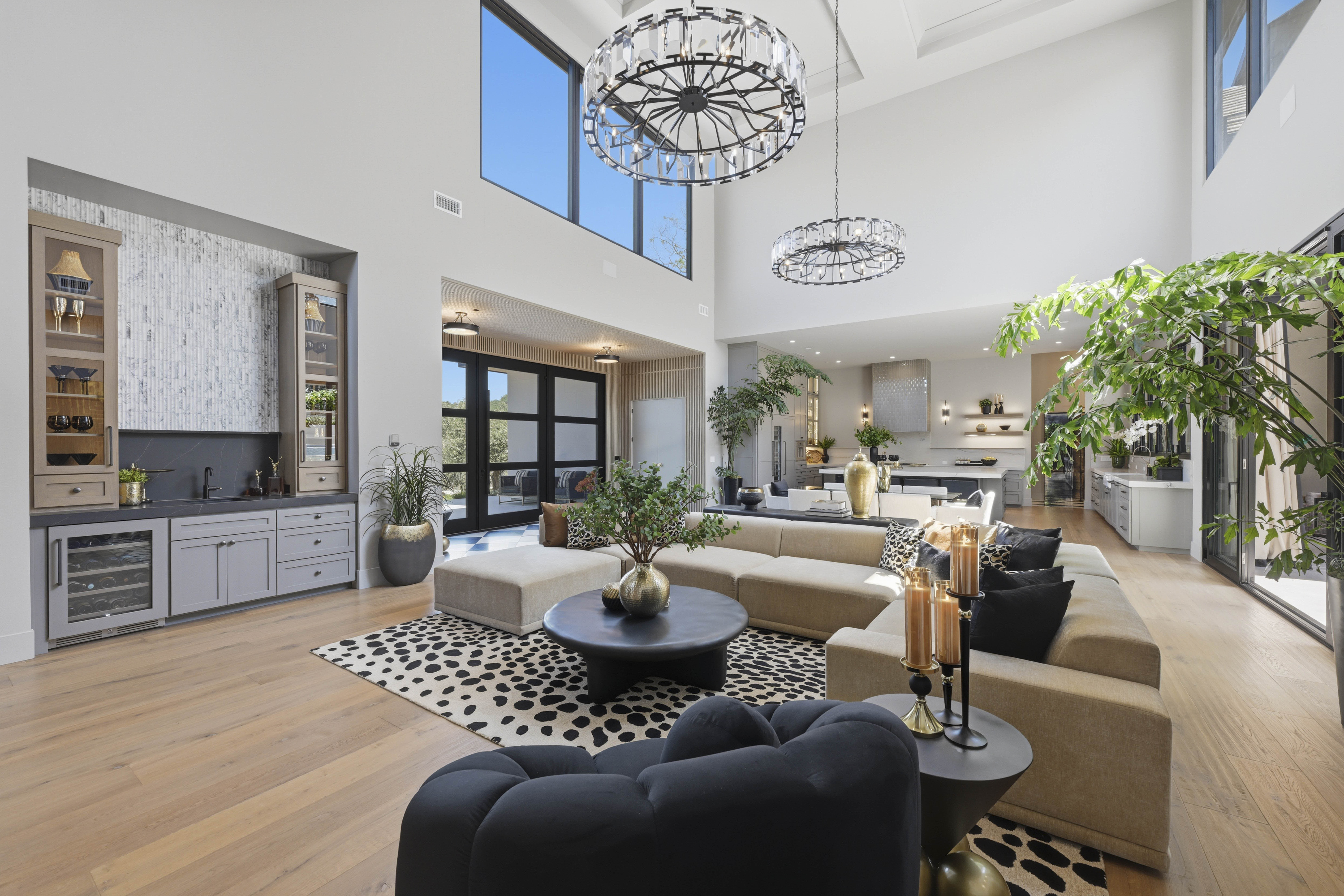 4200 Raphael Drive 