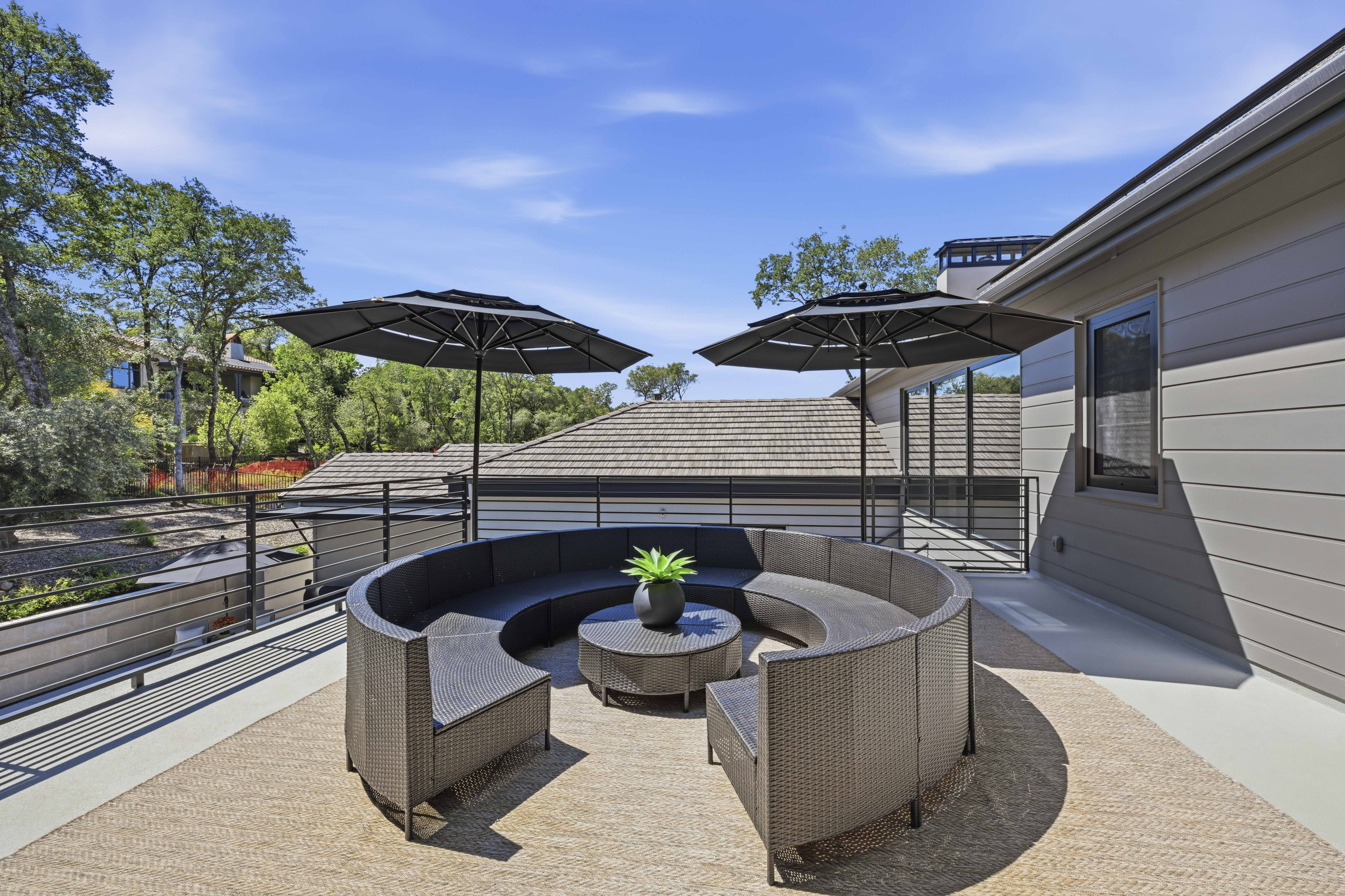 4200 Raphael Drive 