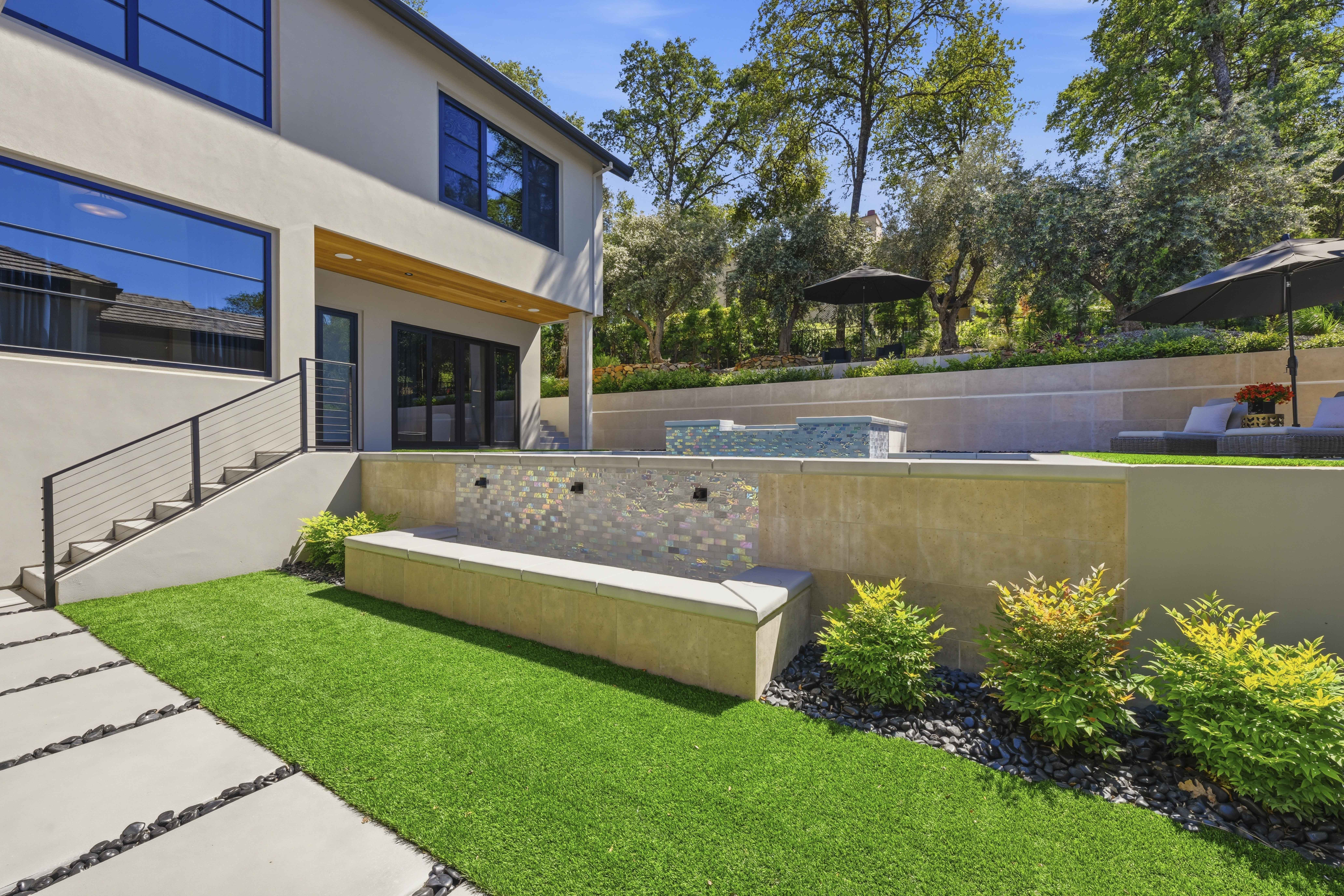 4200 Raphael Drive 