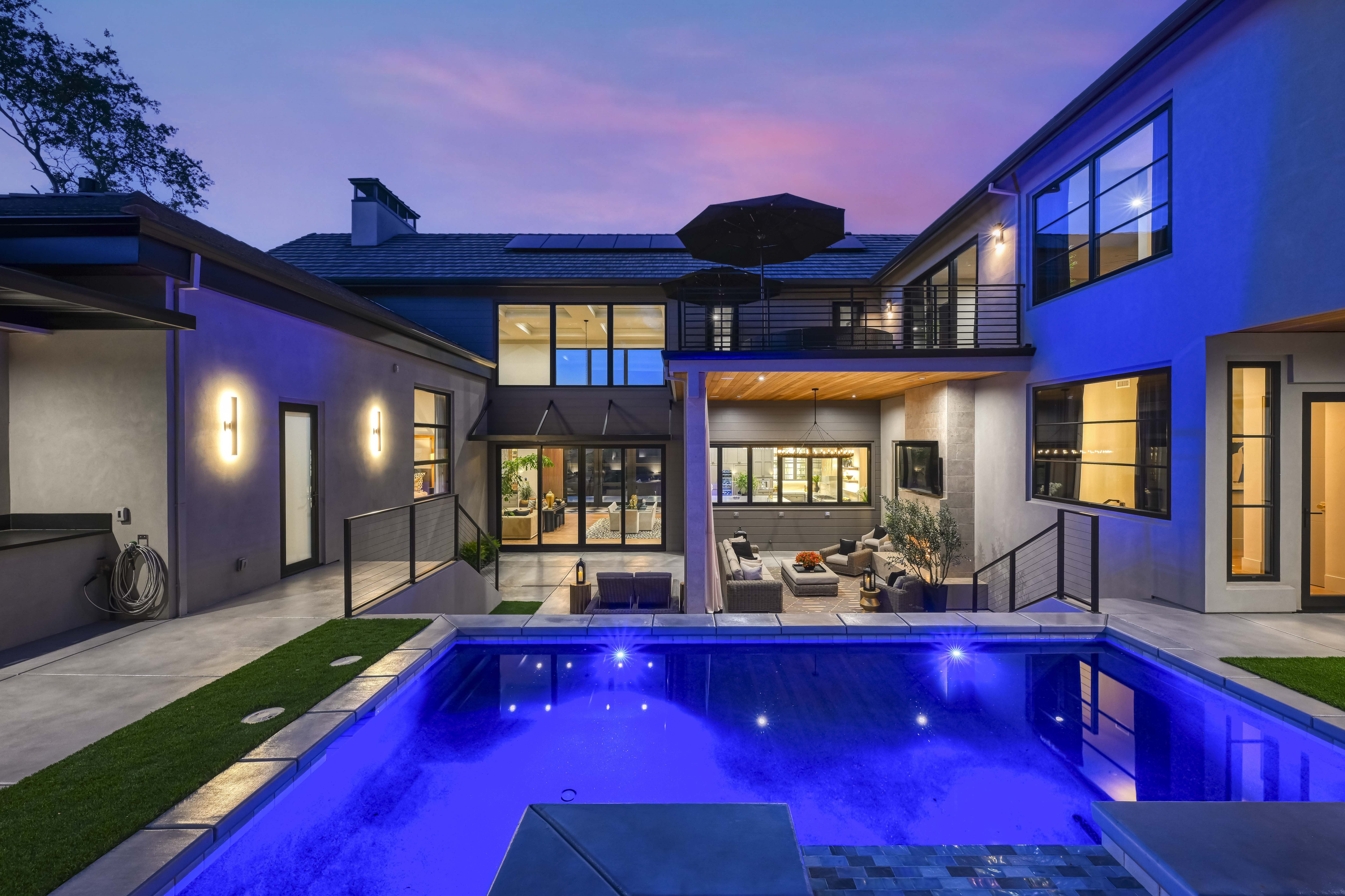 4200 Raphael Drive 