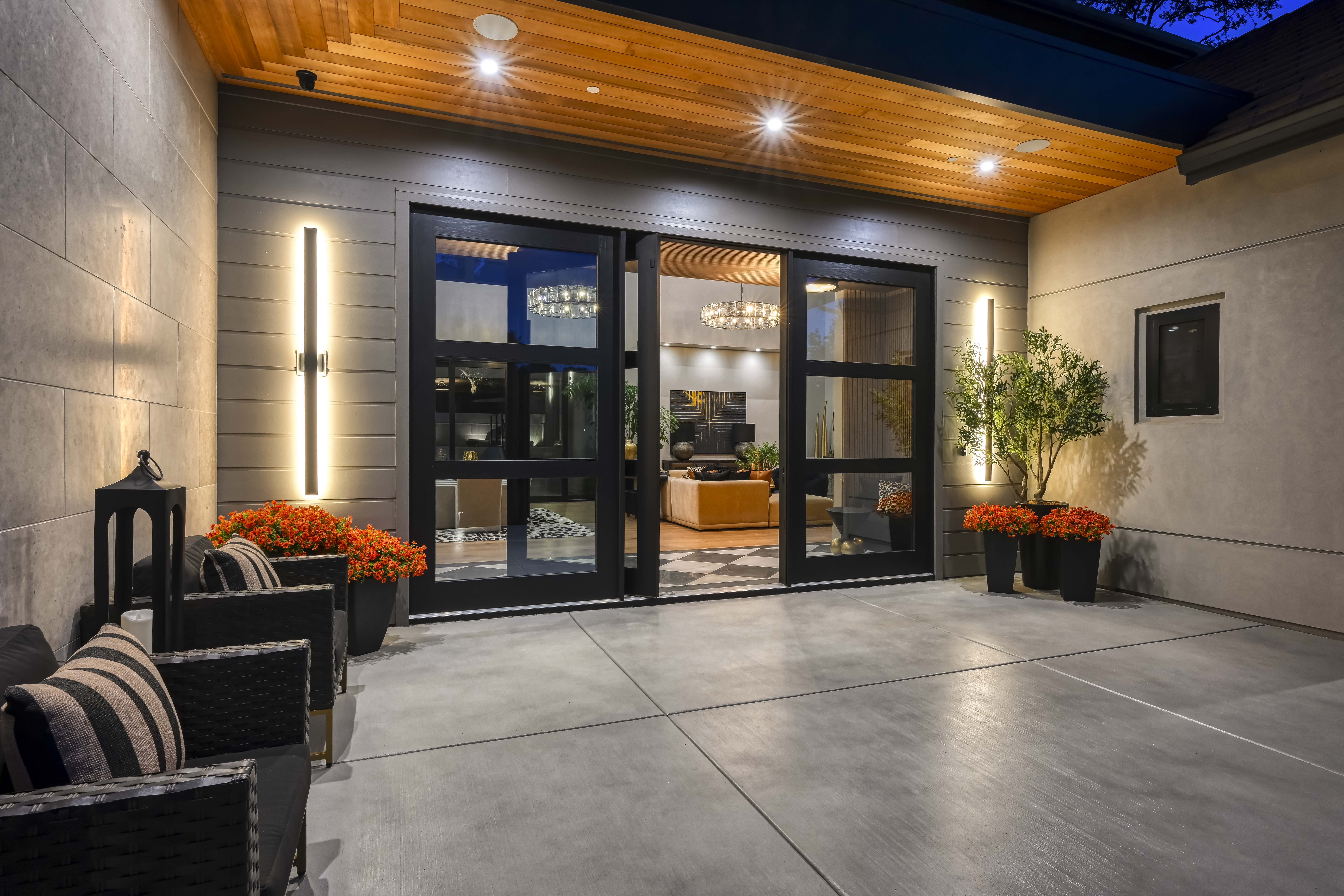 4200 Raphael Drive 
