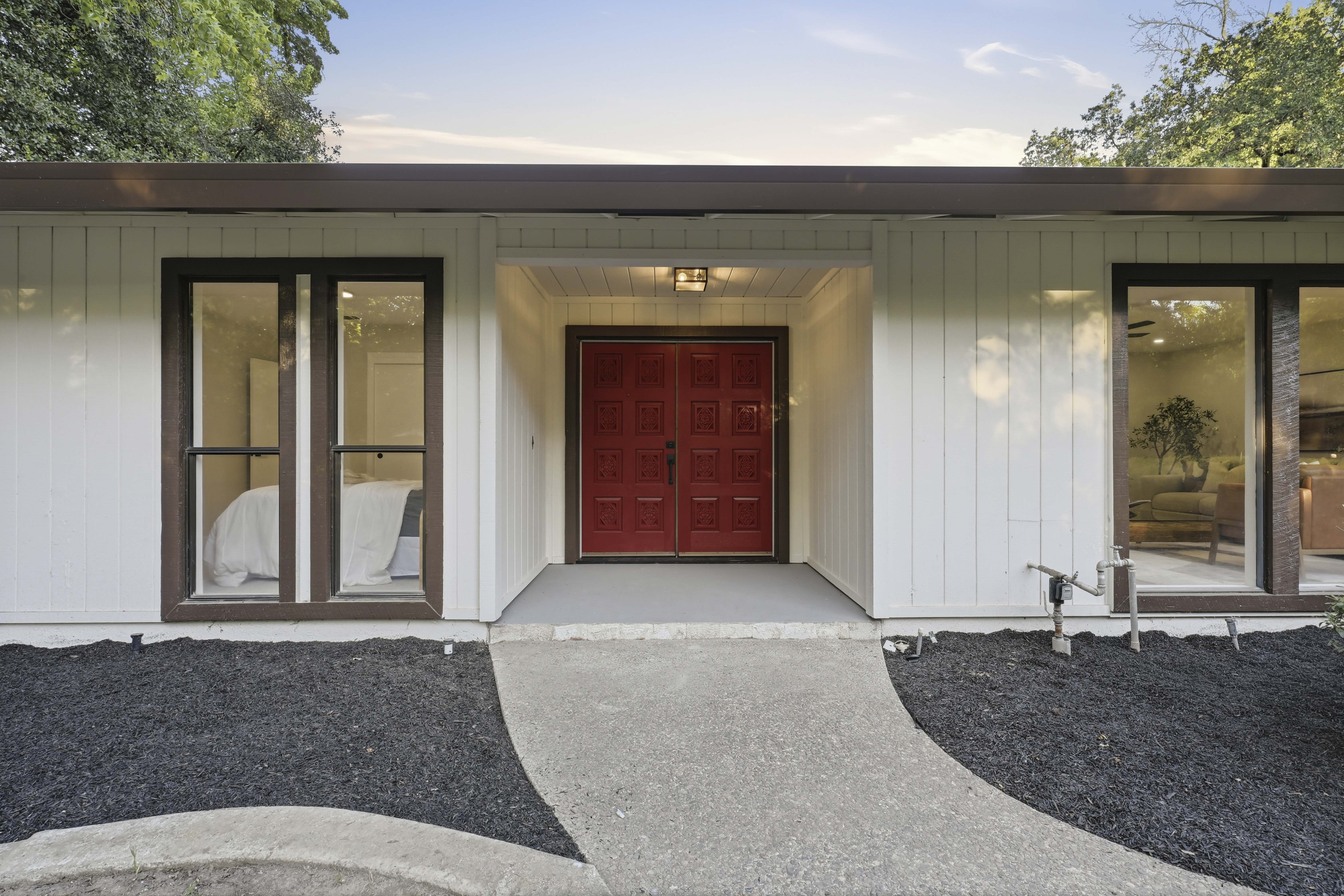 2534 Garfield Avenue 