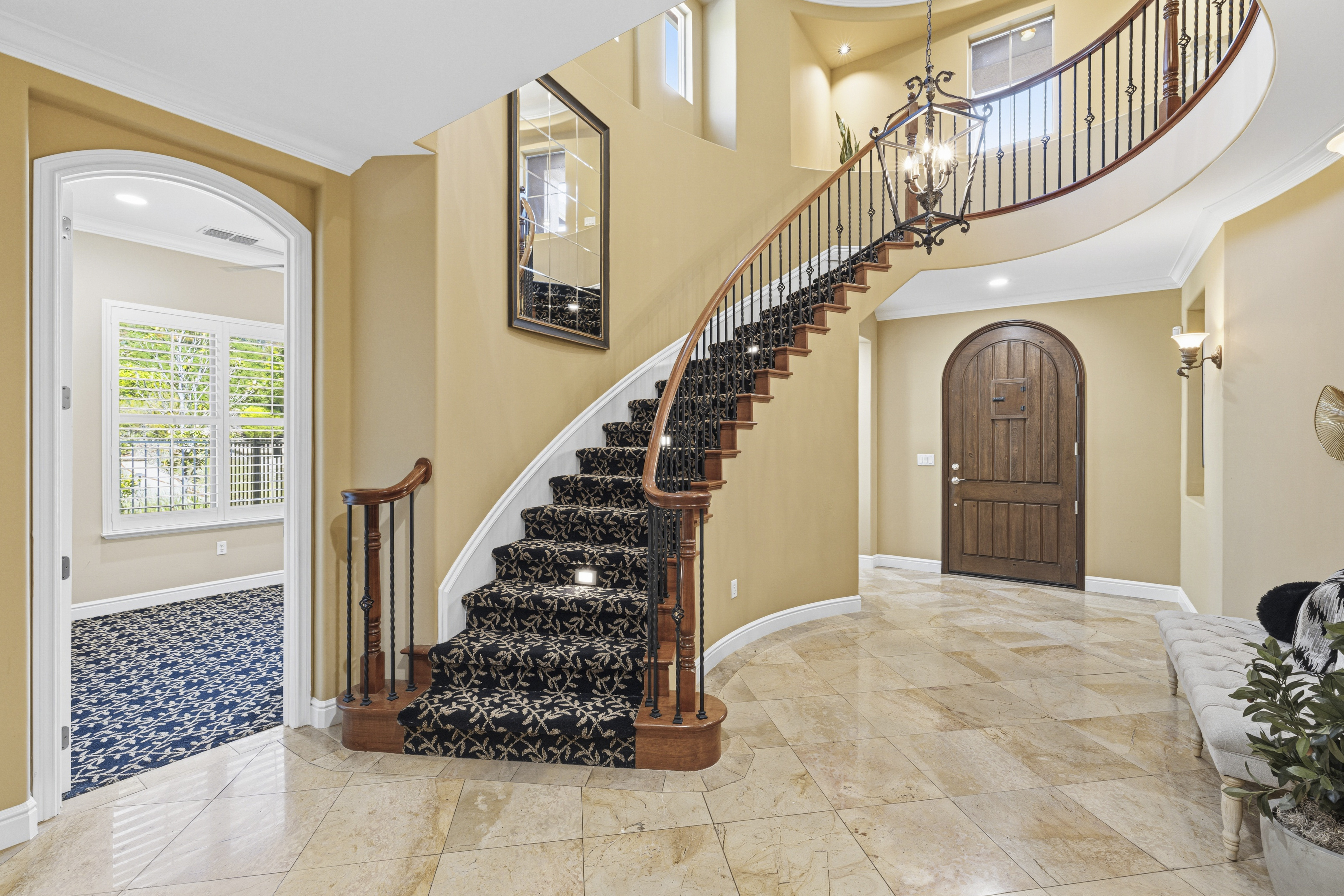 3047 Travois Circle 