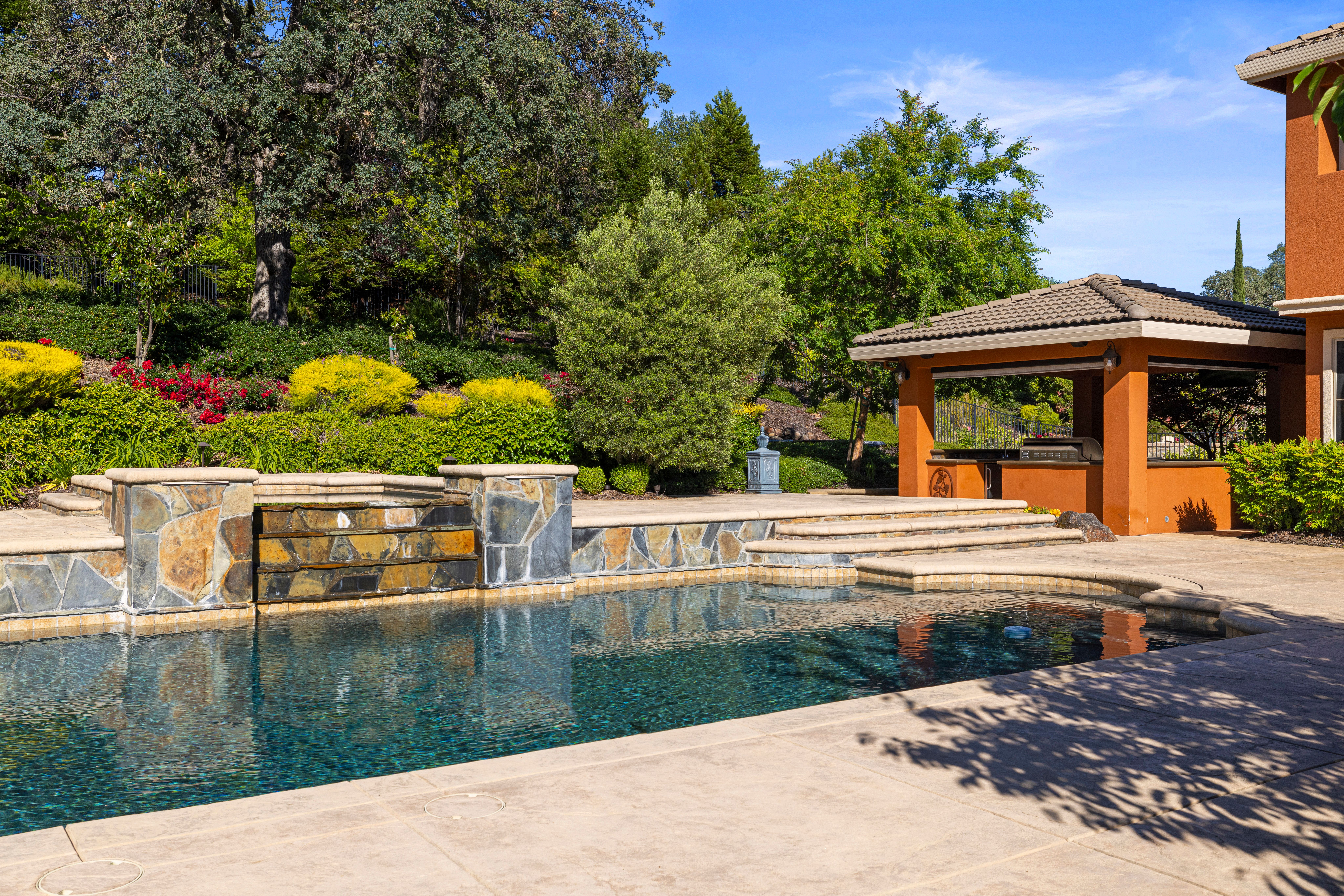 3047 Travois Circle 