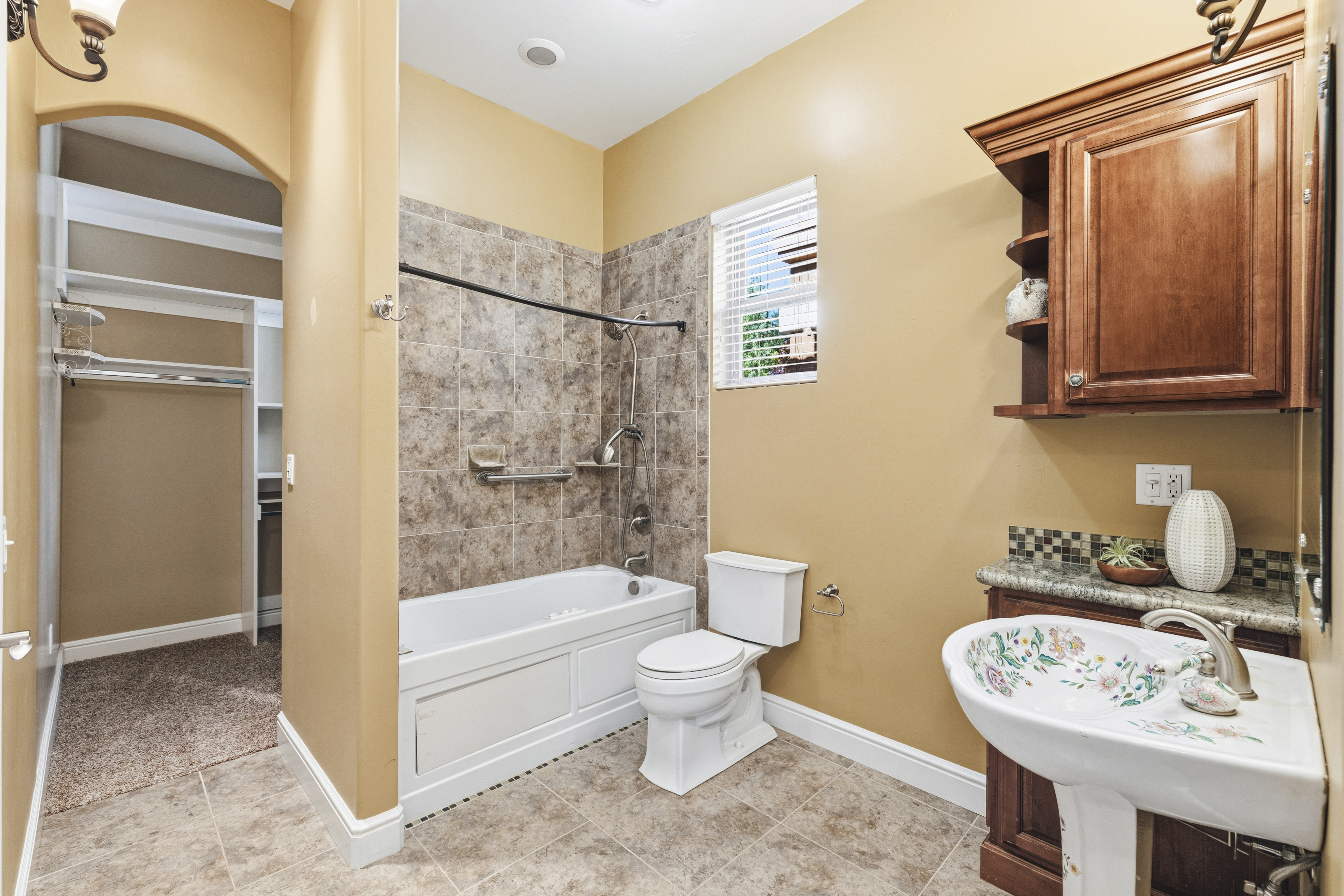 3047 Travois Circle 