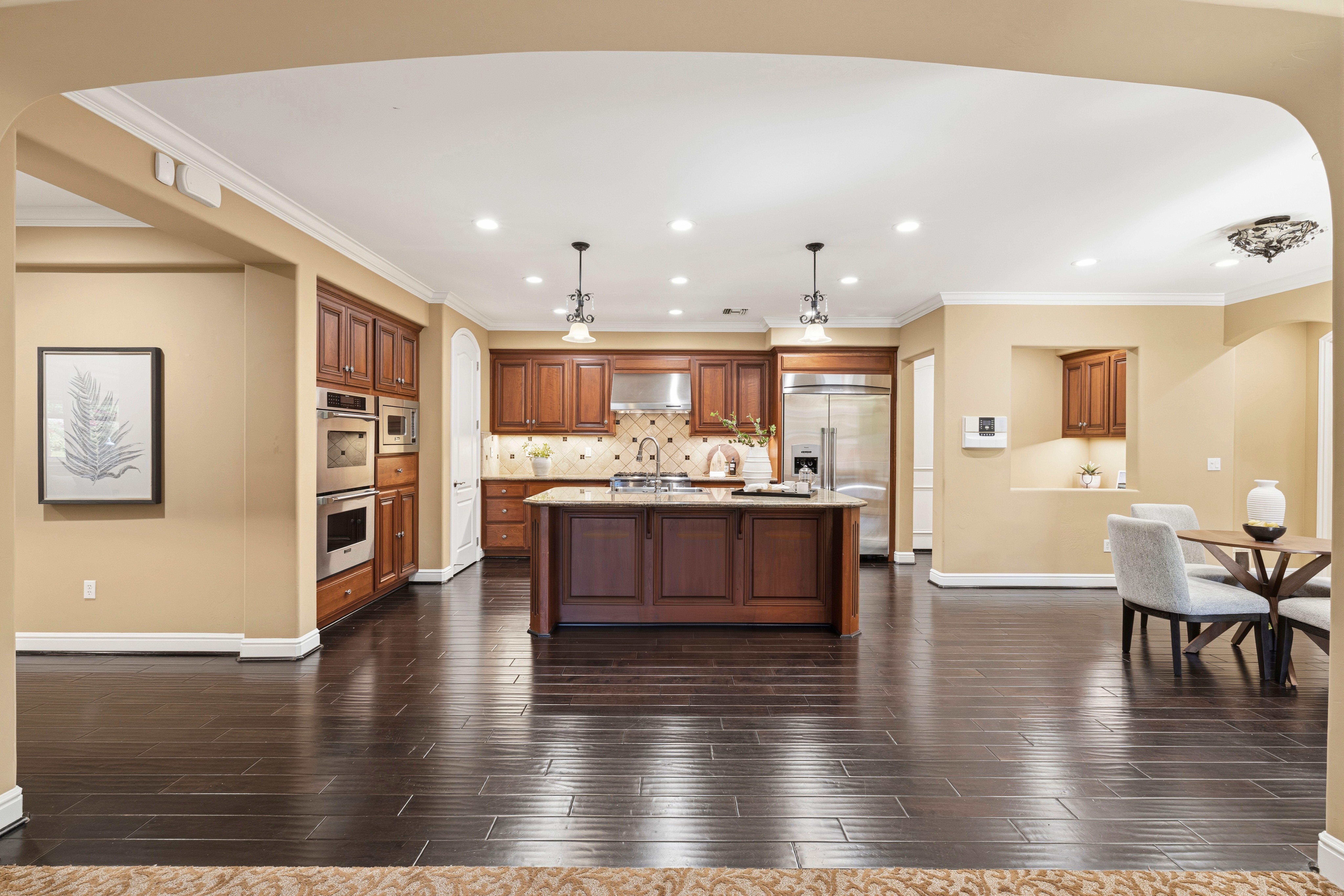 3047 Travois Circle 