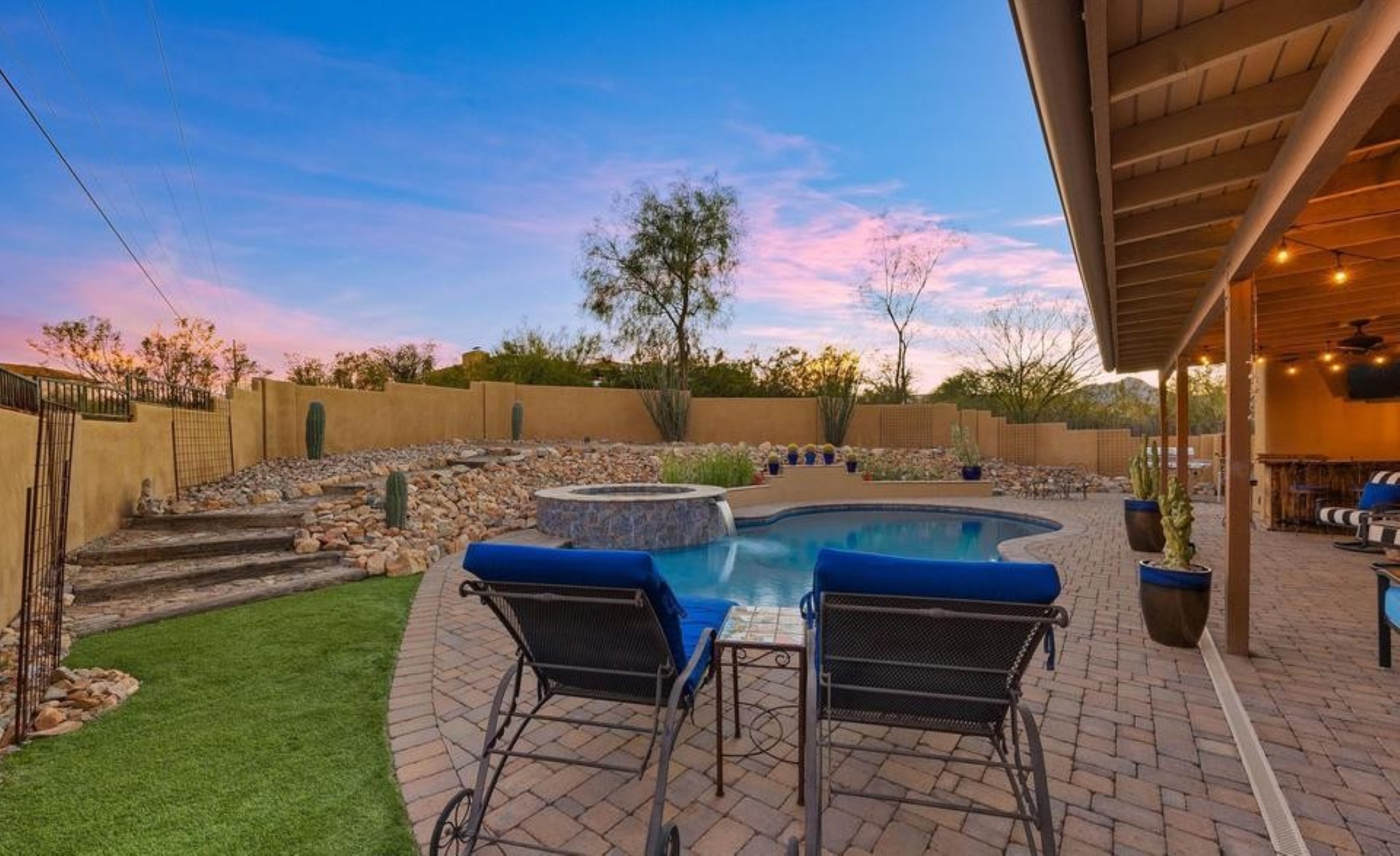 4595 N Paseo Del Sueno 