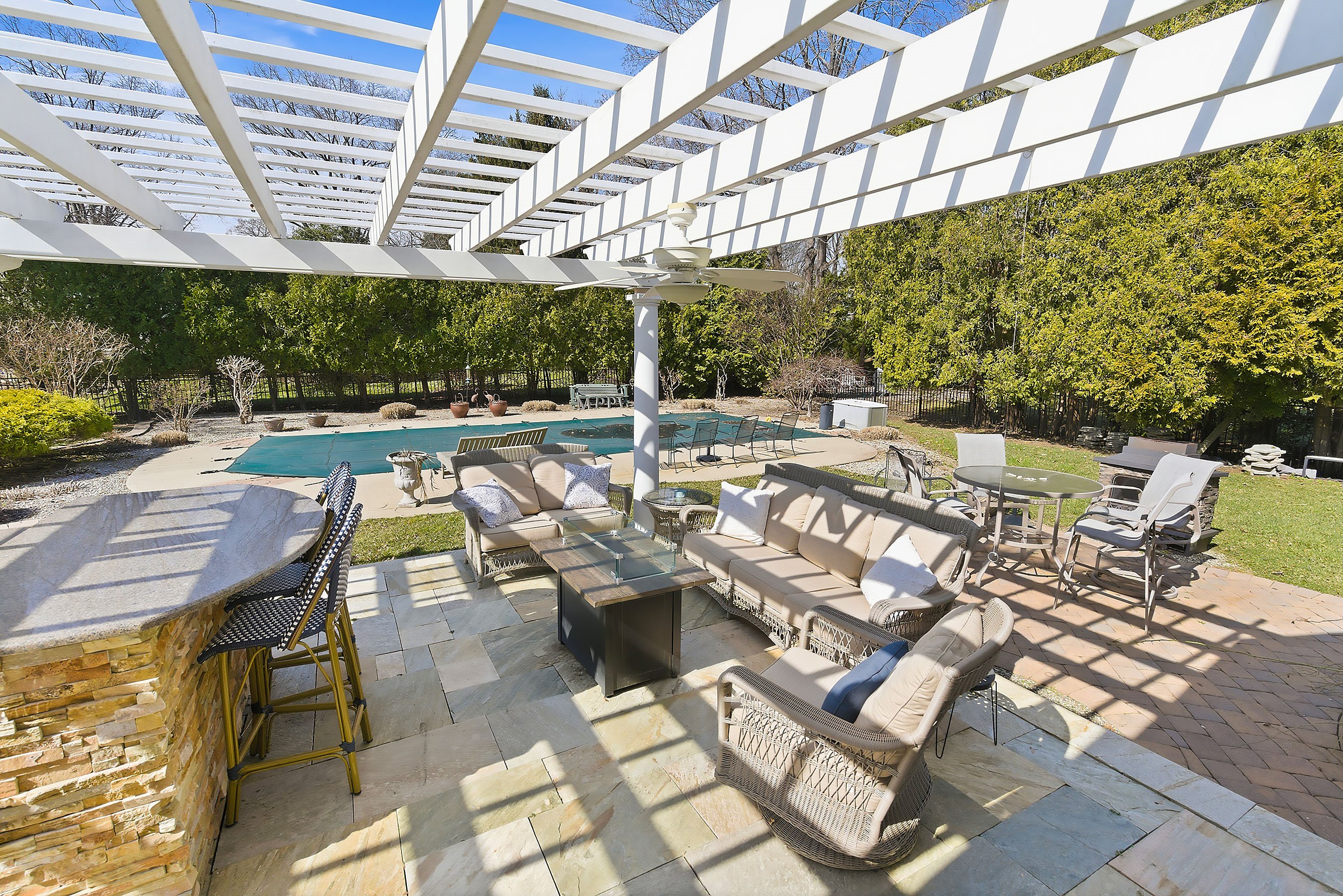 20 Rivers Edge Dr
