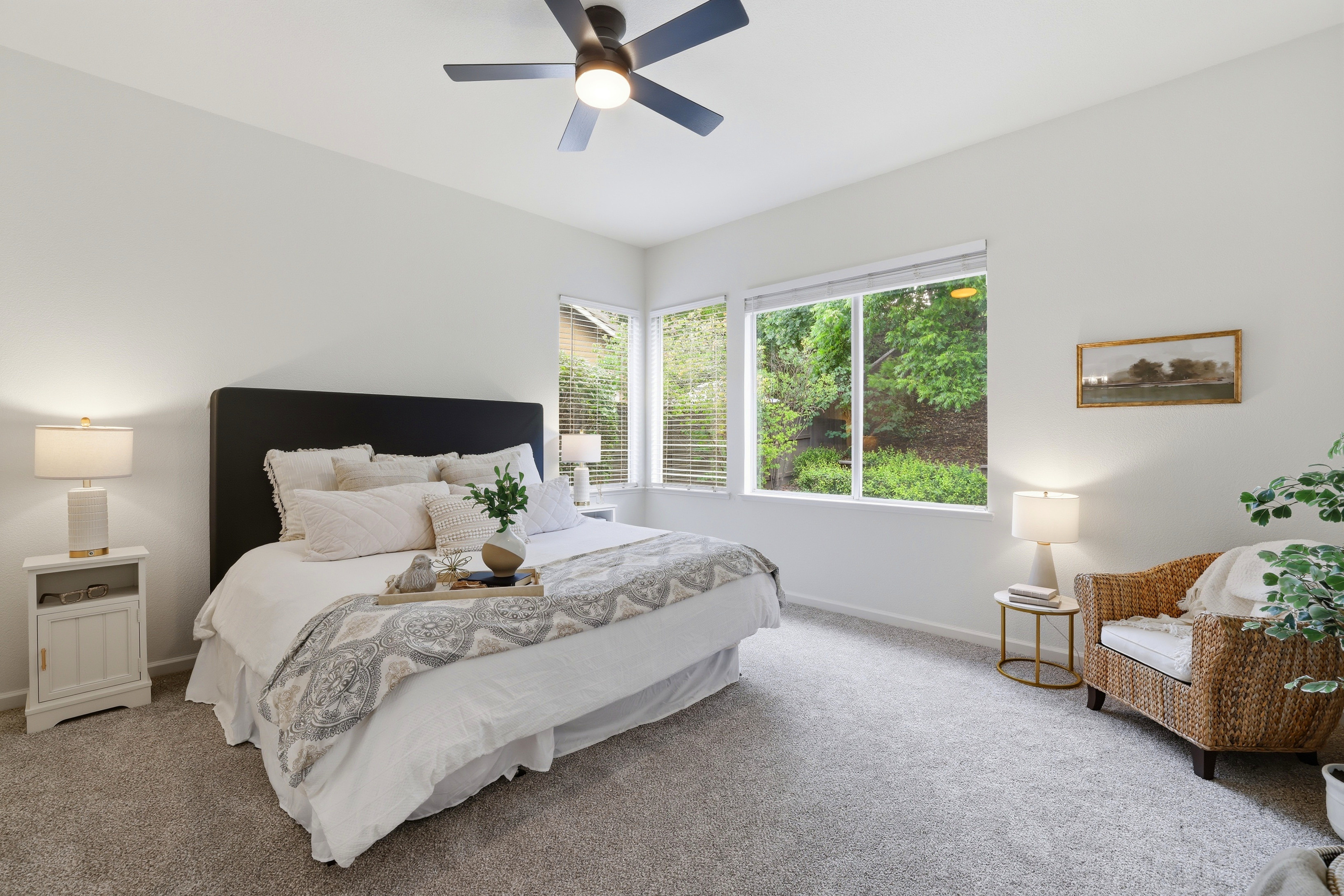 3271 Stonehurst Drive 