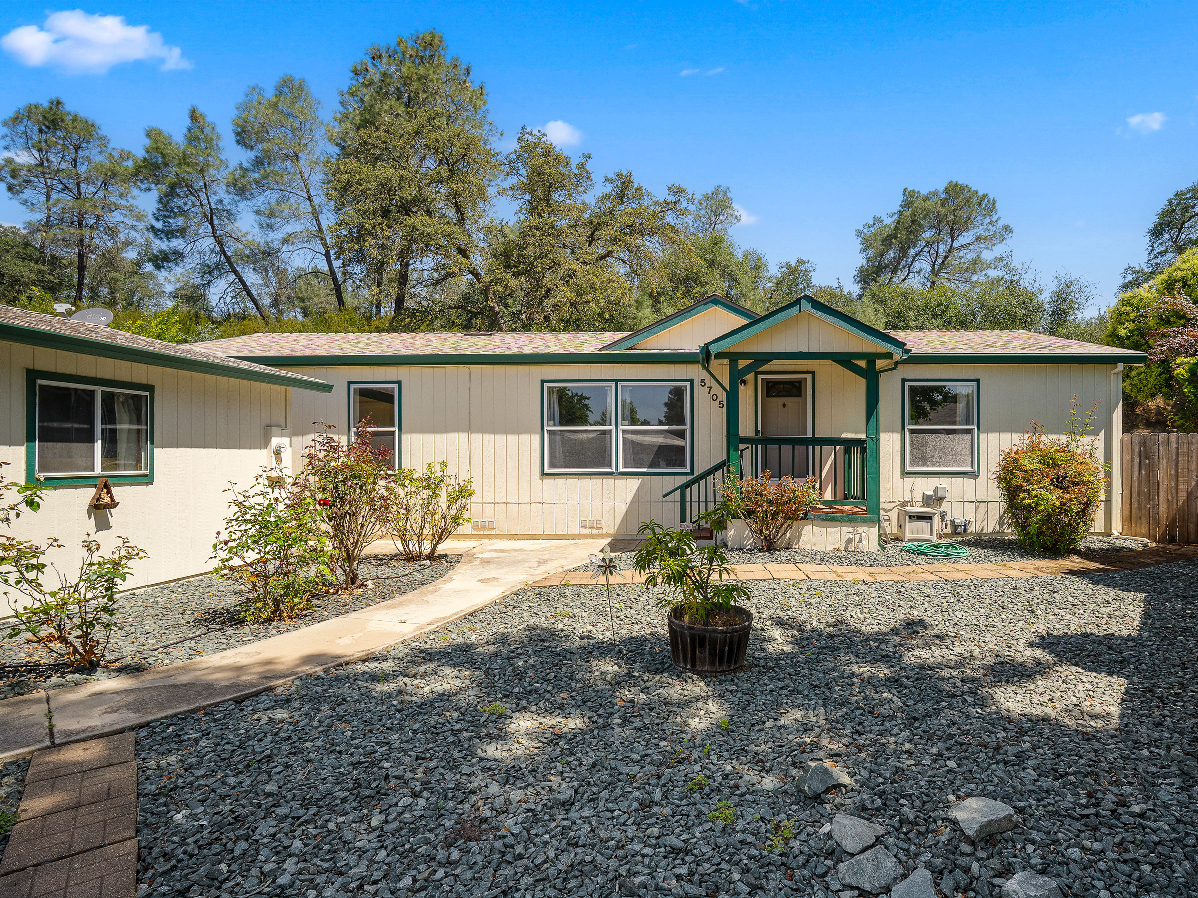5705 Cody Drive 