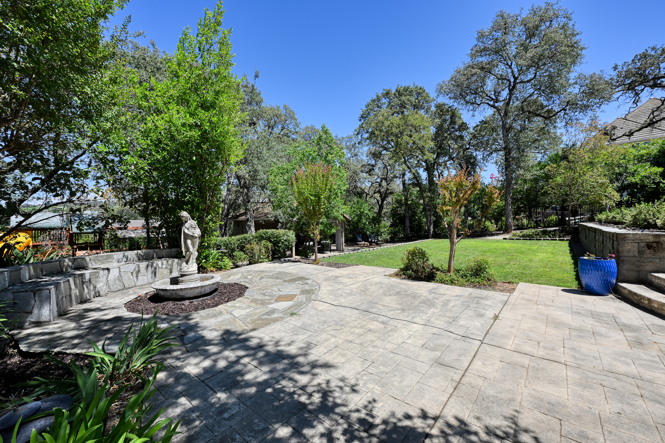 1194 Shetland Way 
