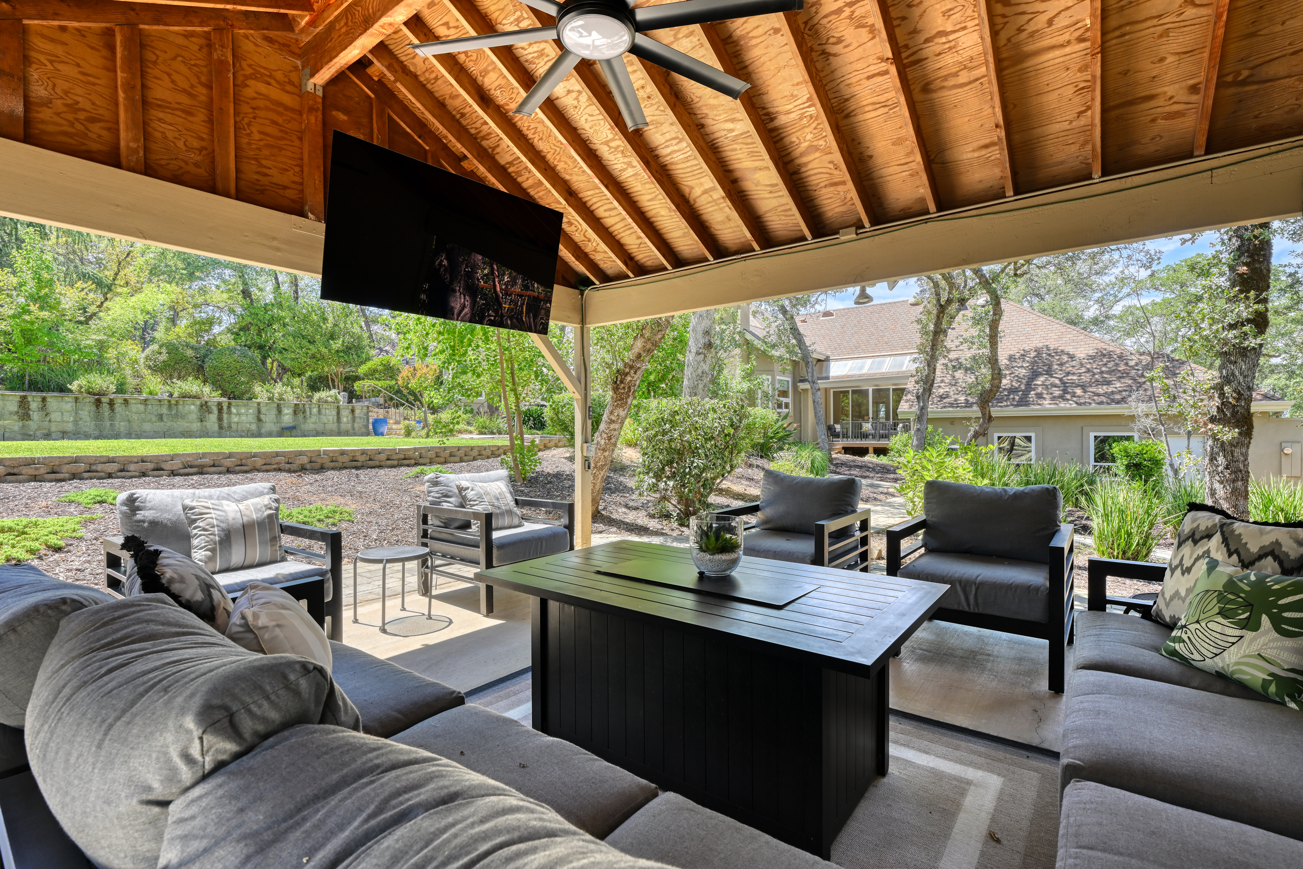 1194 Shetland Way 
