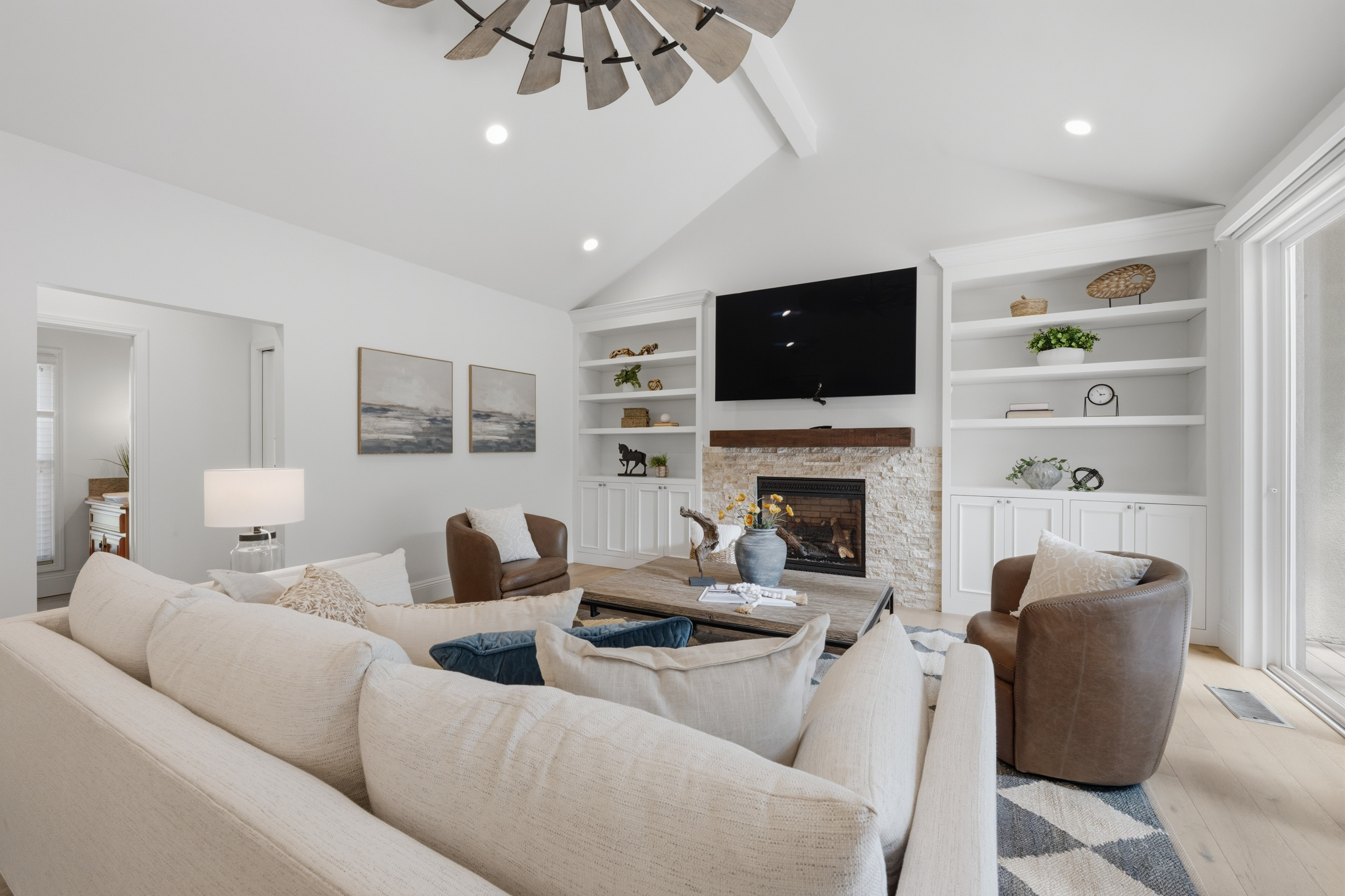 1194 Shetland Way 