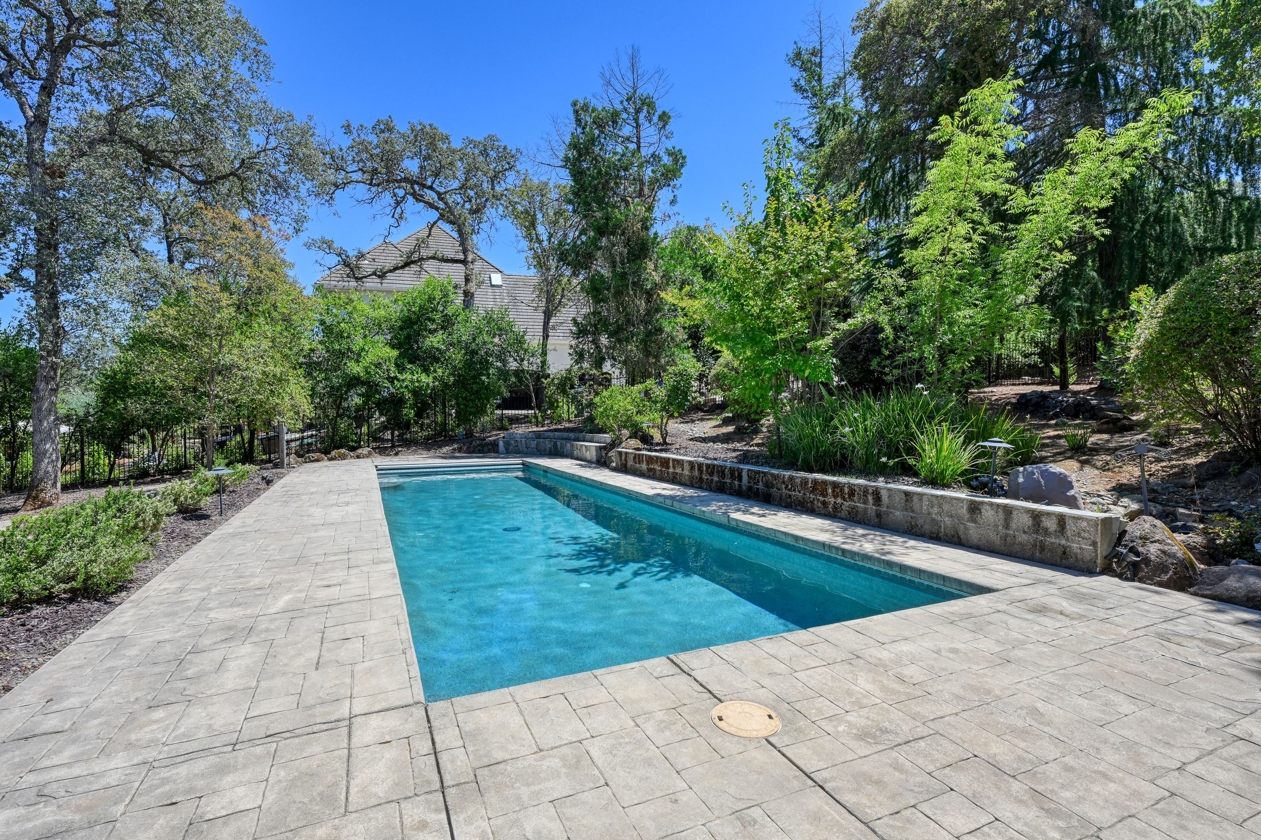 1194 Shetland Way 