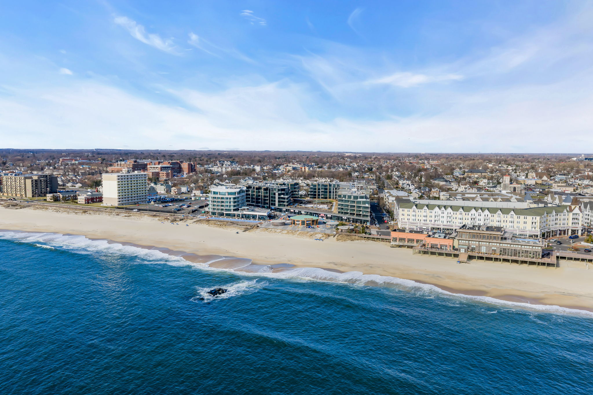 15 Morris Ave - PH 609