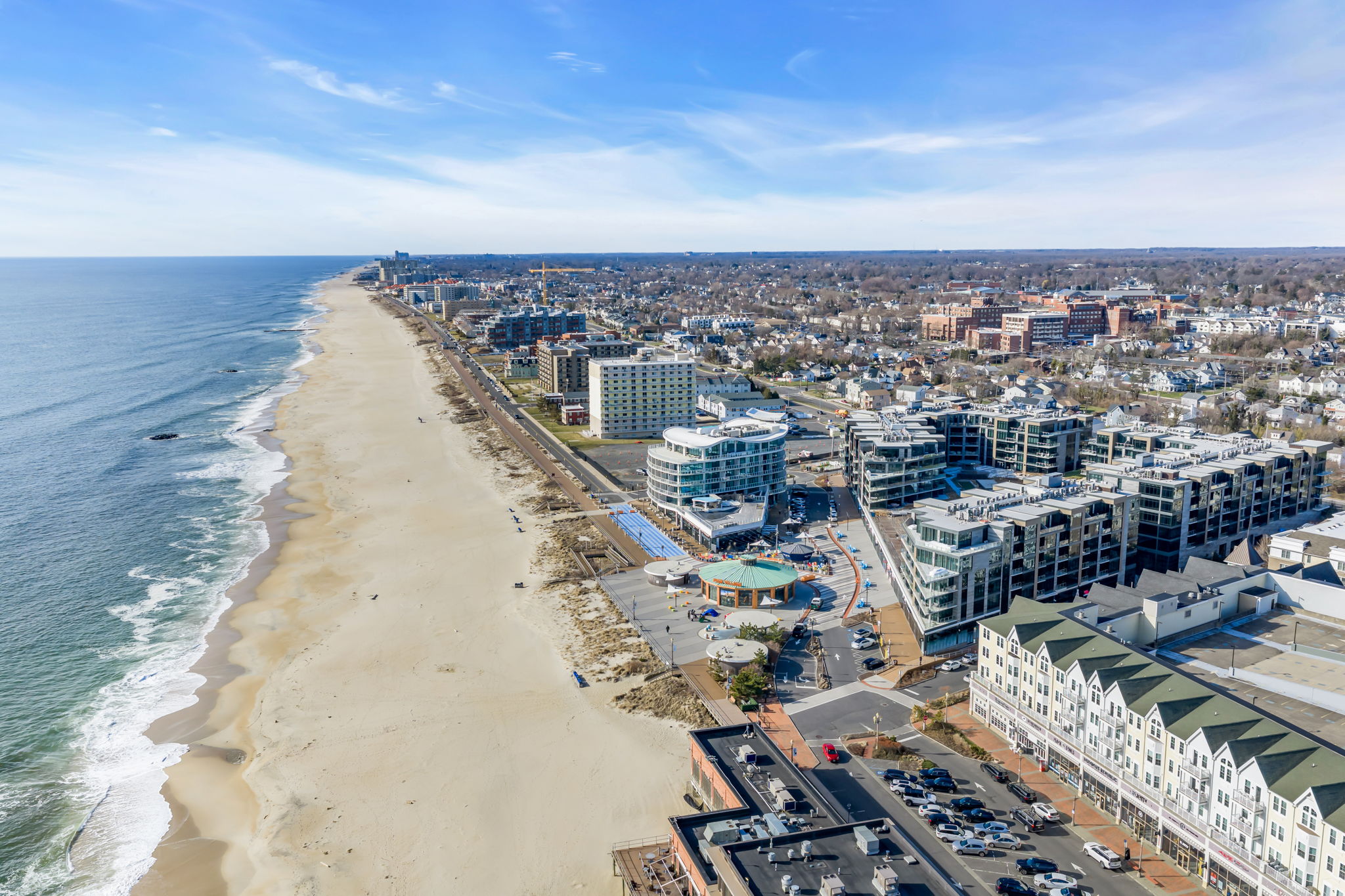 15 Morris Ave - PH 609