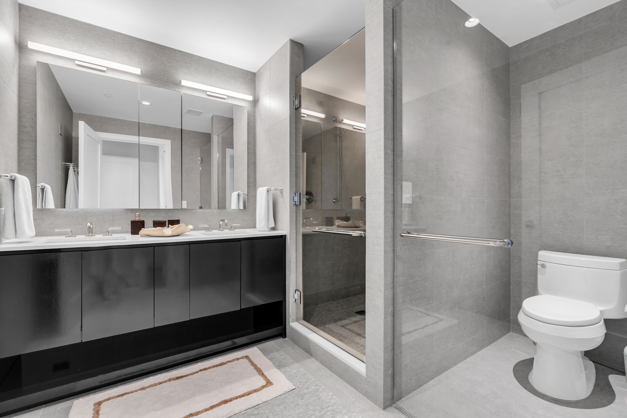 15 Morris Ave - PH 609