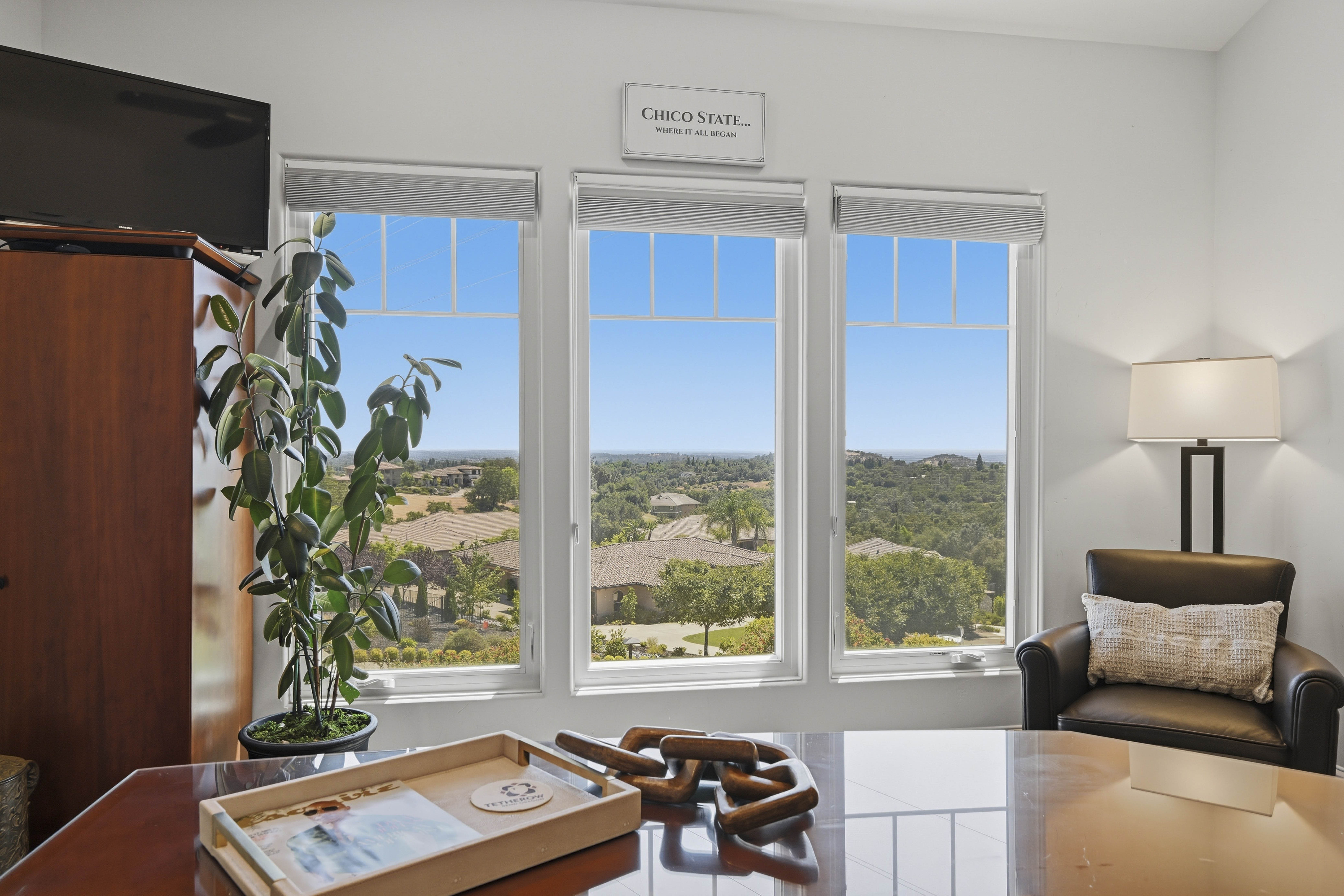 1740 Margaret Court 