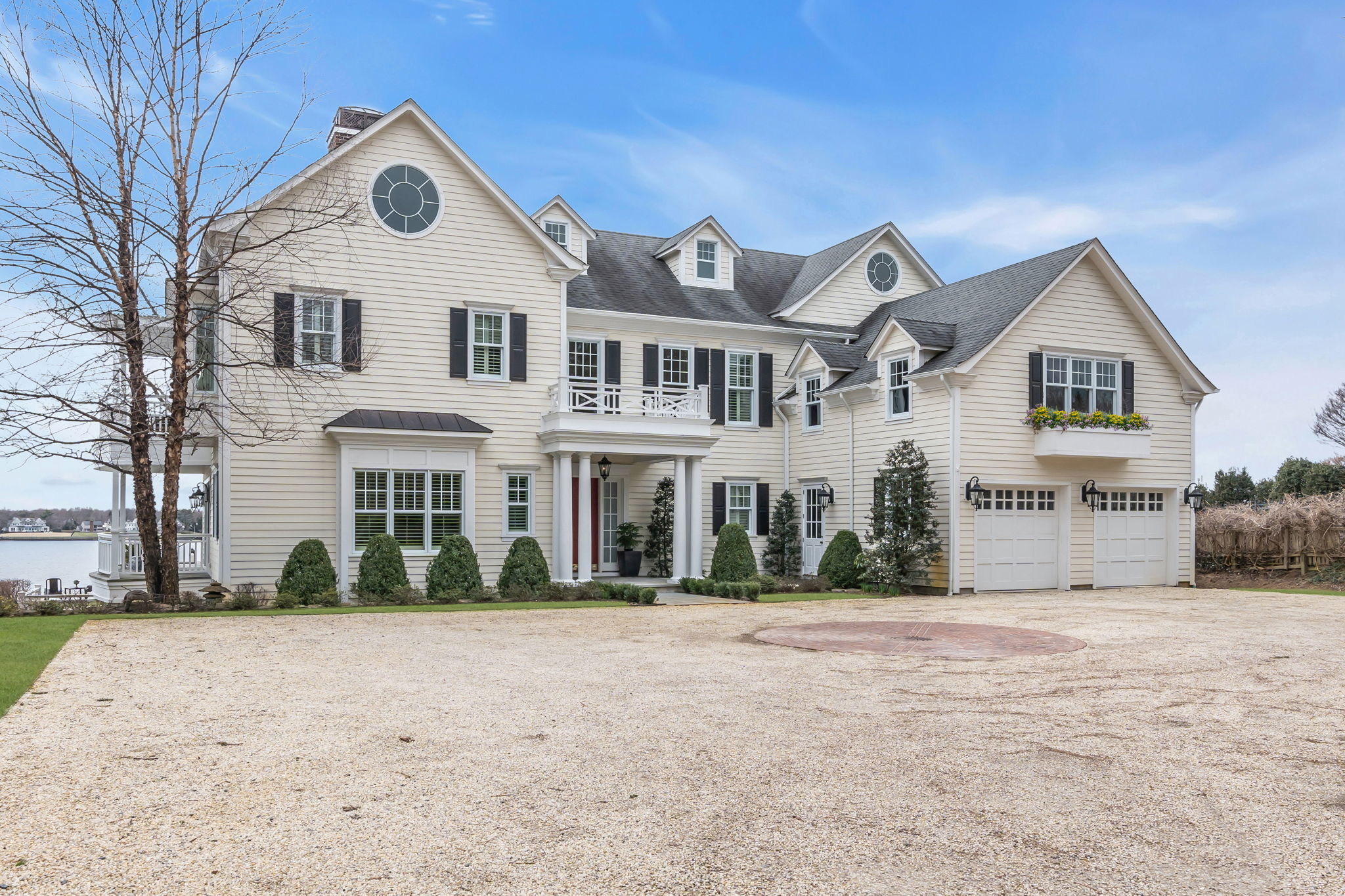 734 Navesink River Rd