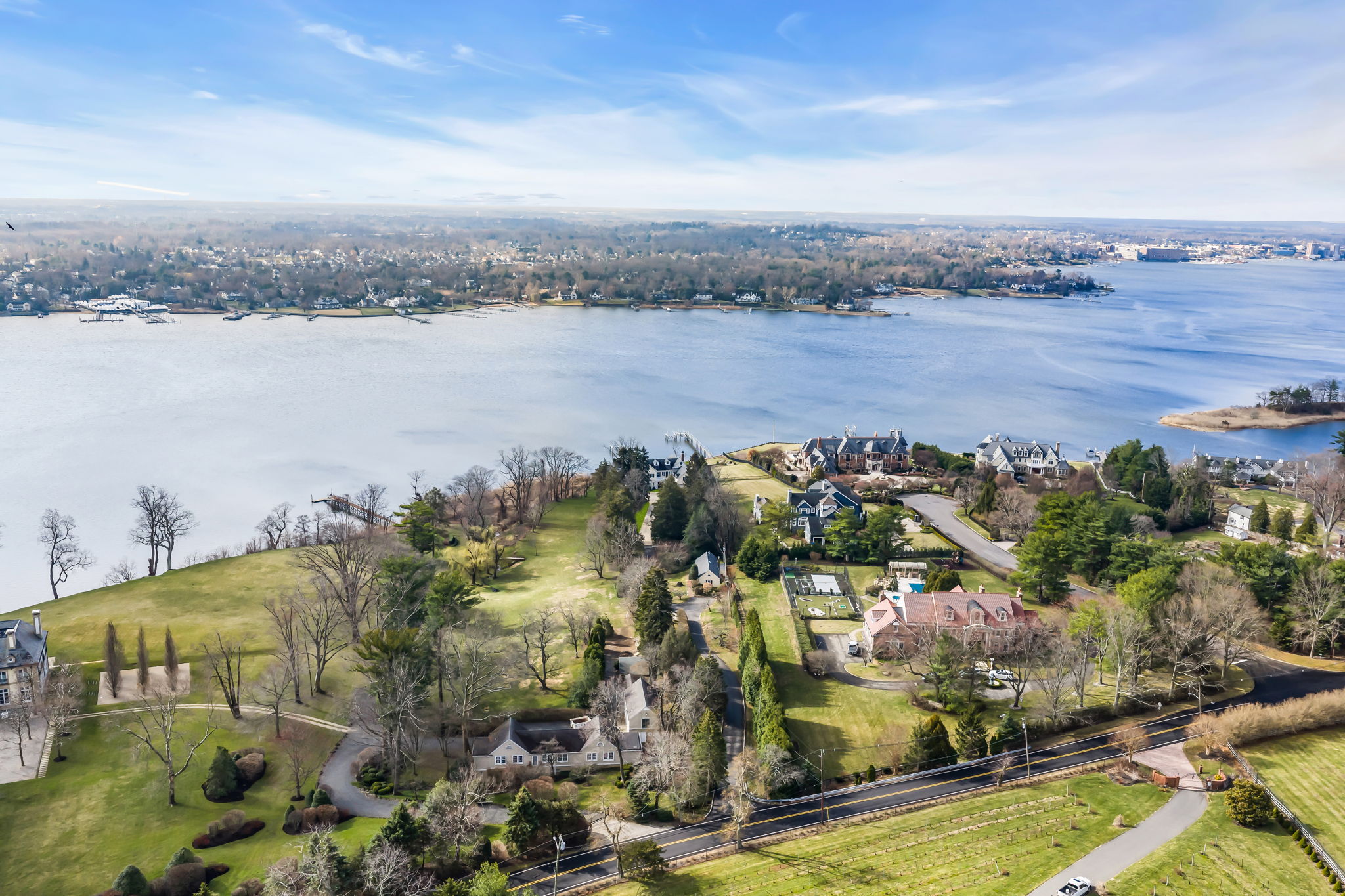 734 Navesink River Rd
