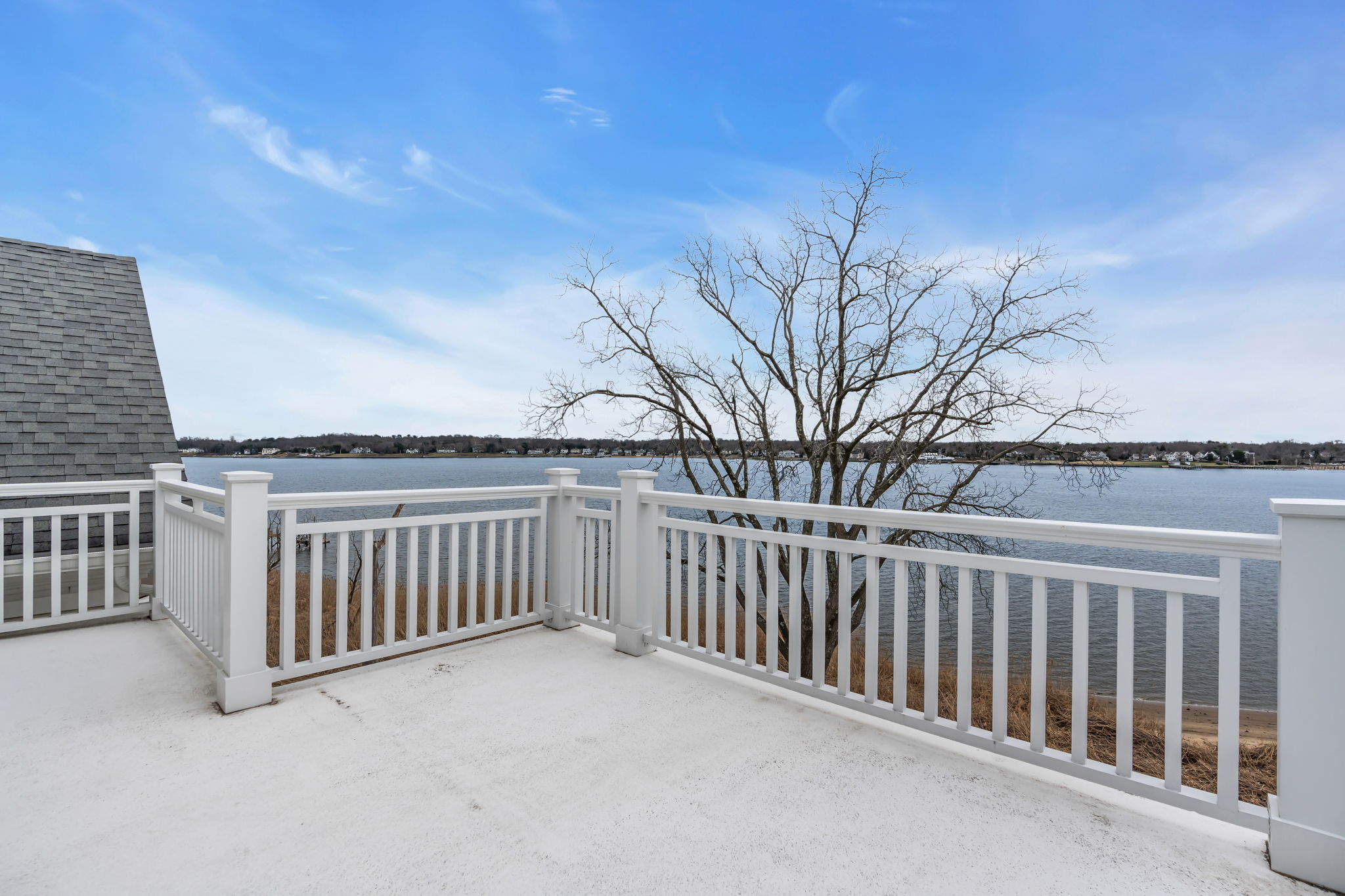734 Navesink River Rd