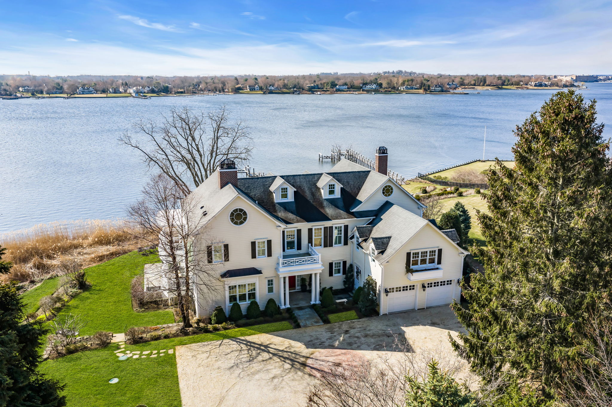 734 Navesink River Rd