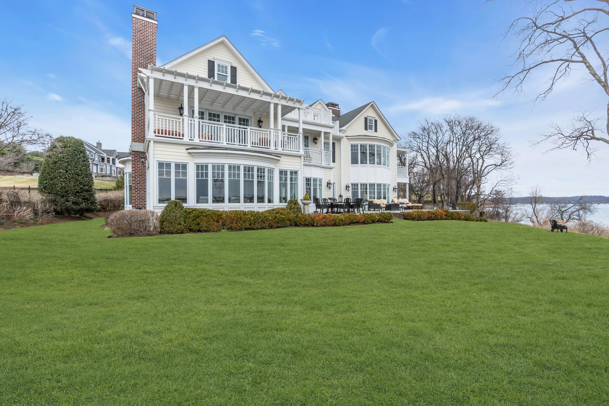 734 Navesink River Rd