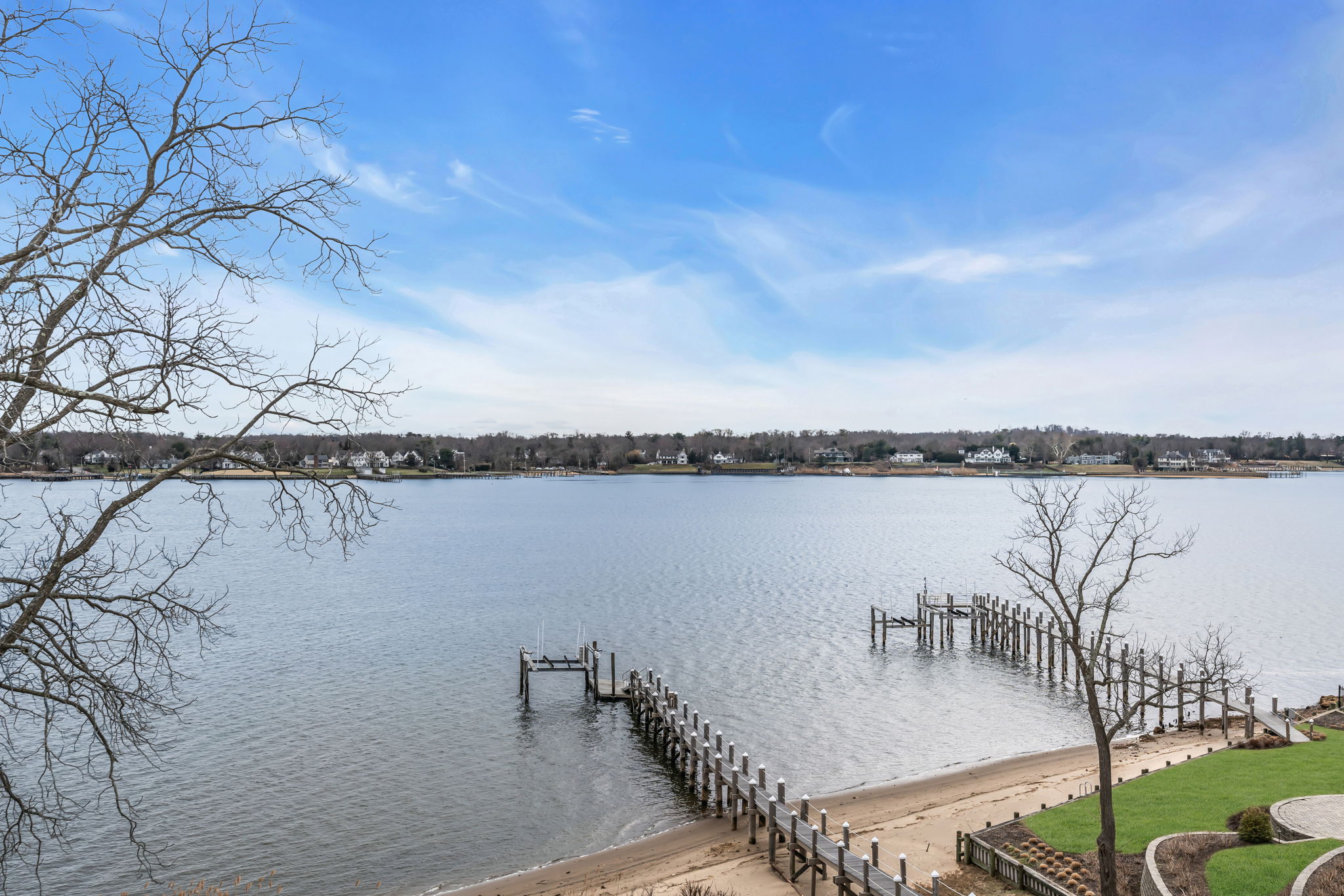 734 Navesink River Rd