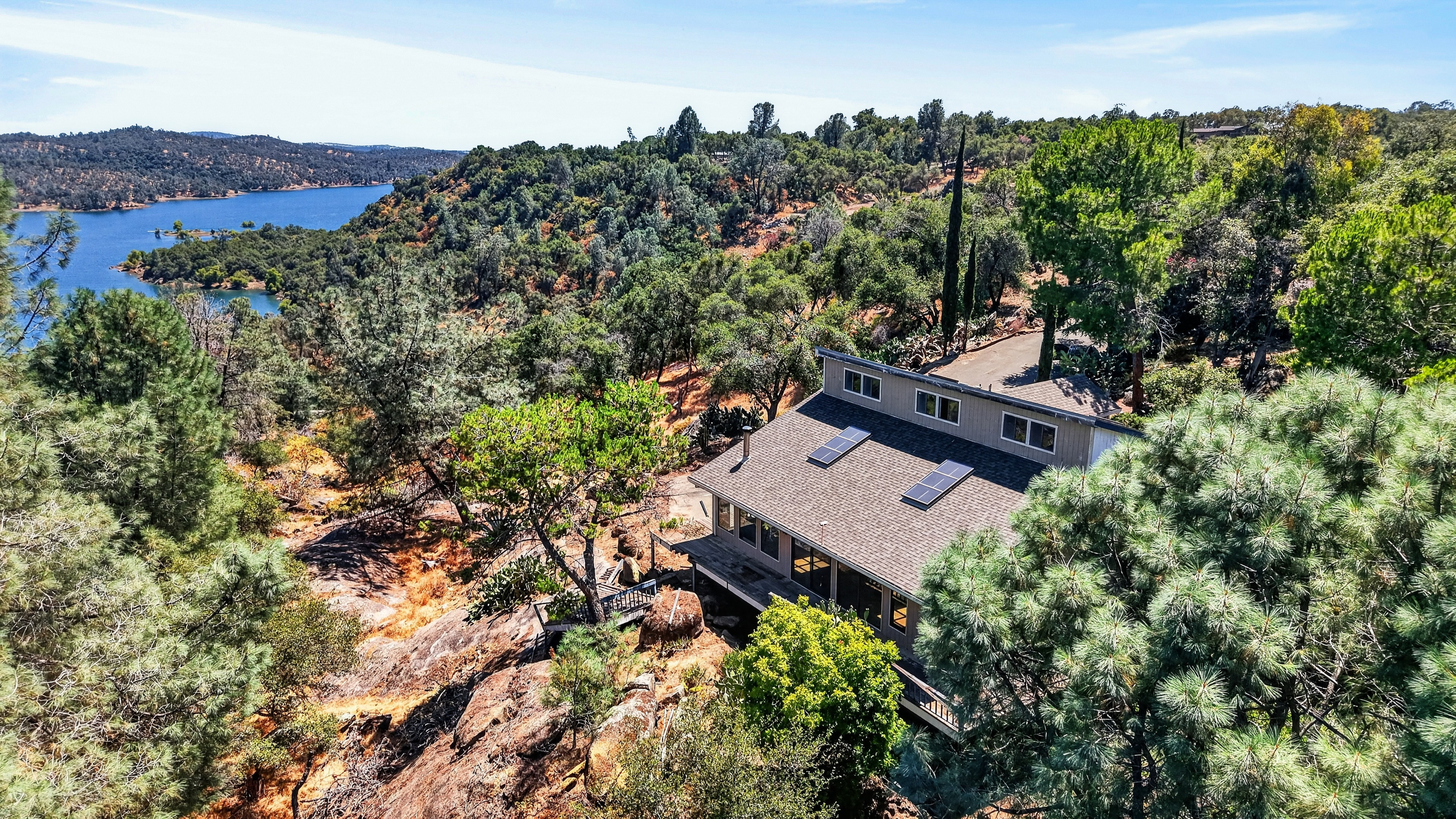 5049 Lake Forest Drive 