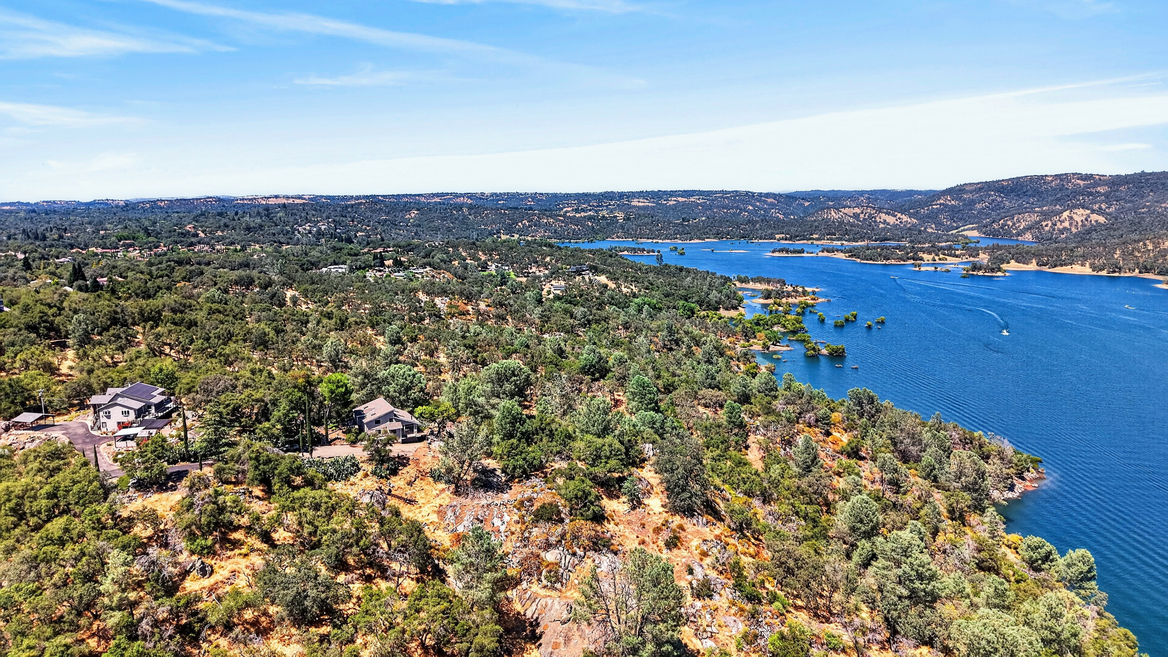 5049 Lake Forest Drive 