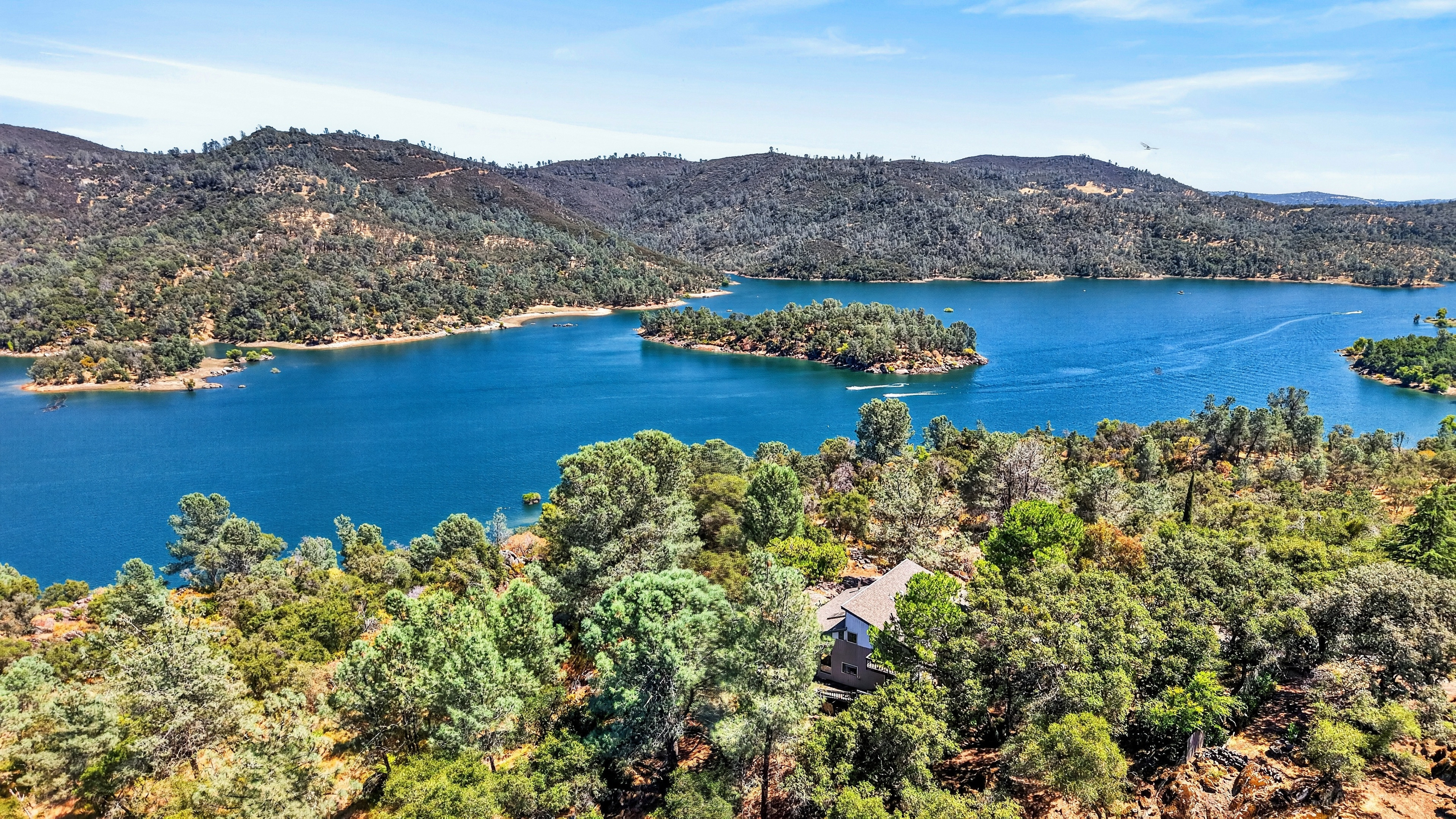 5049 Lake Forest Drive 