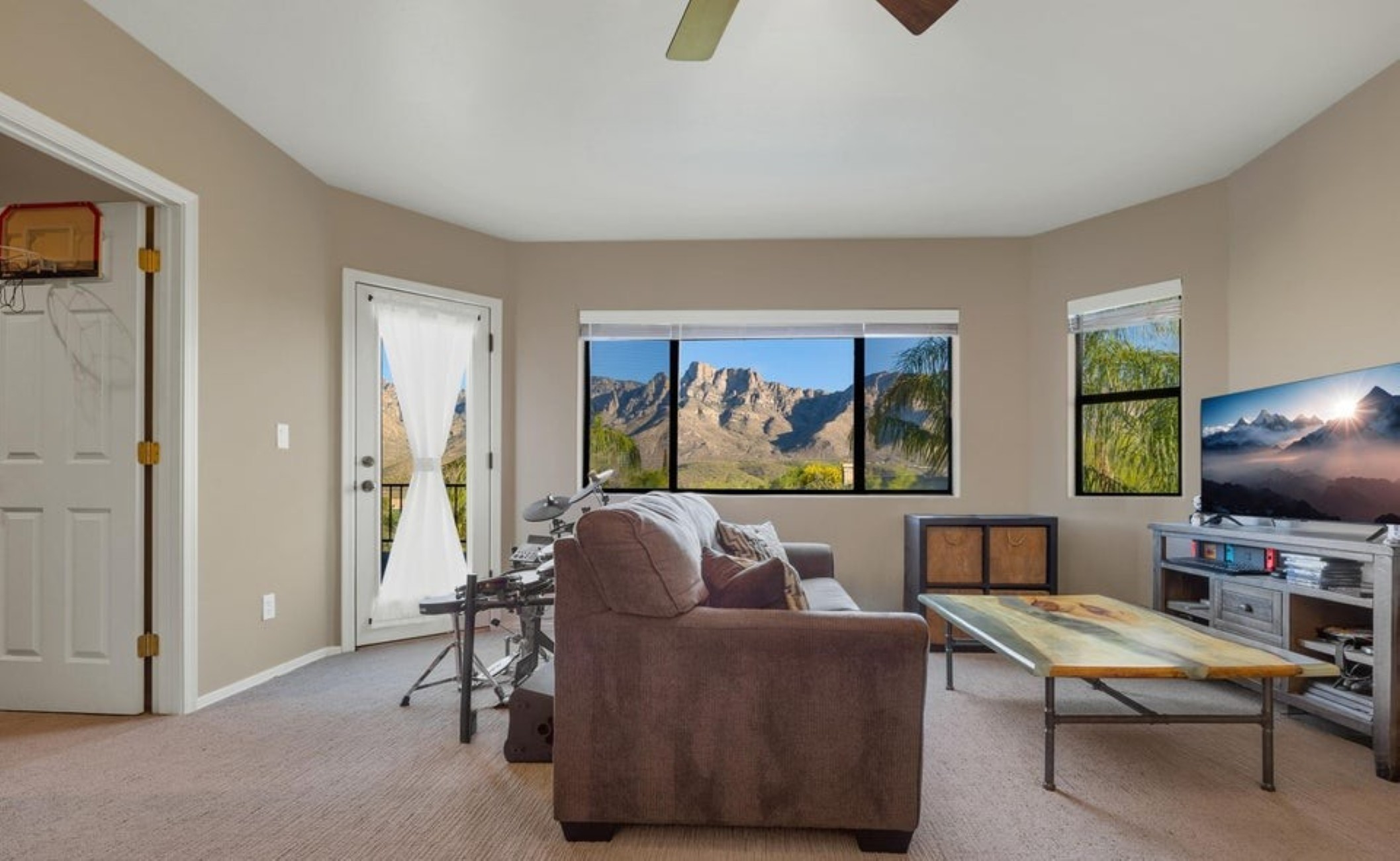 1550 E Ganymede Drive 