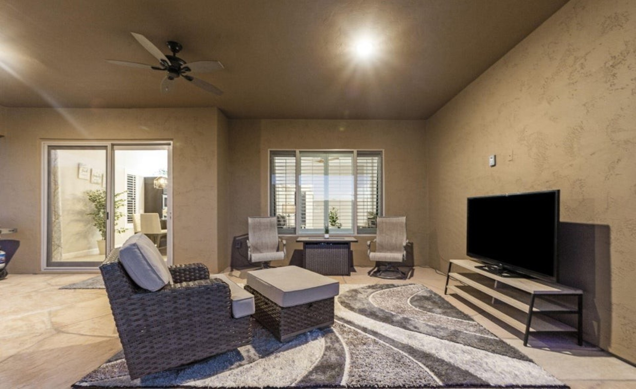 60152 E Blue Palm Drive 