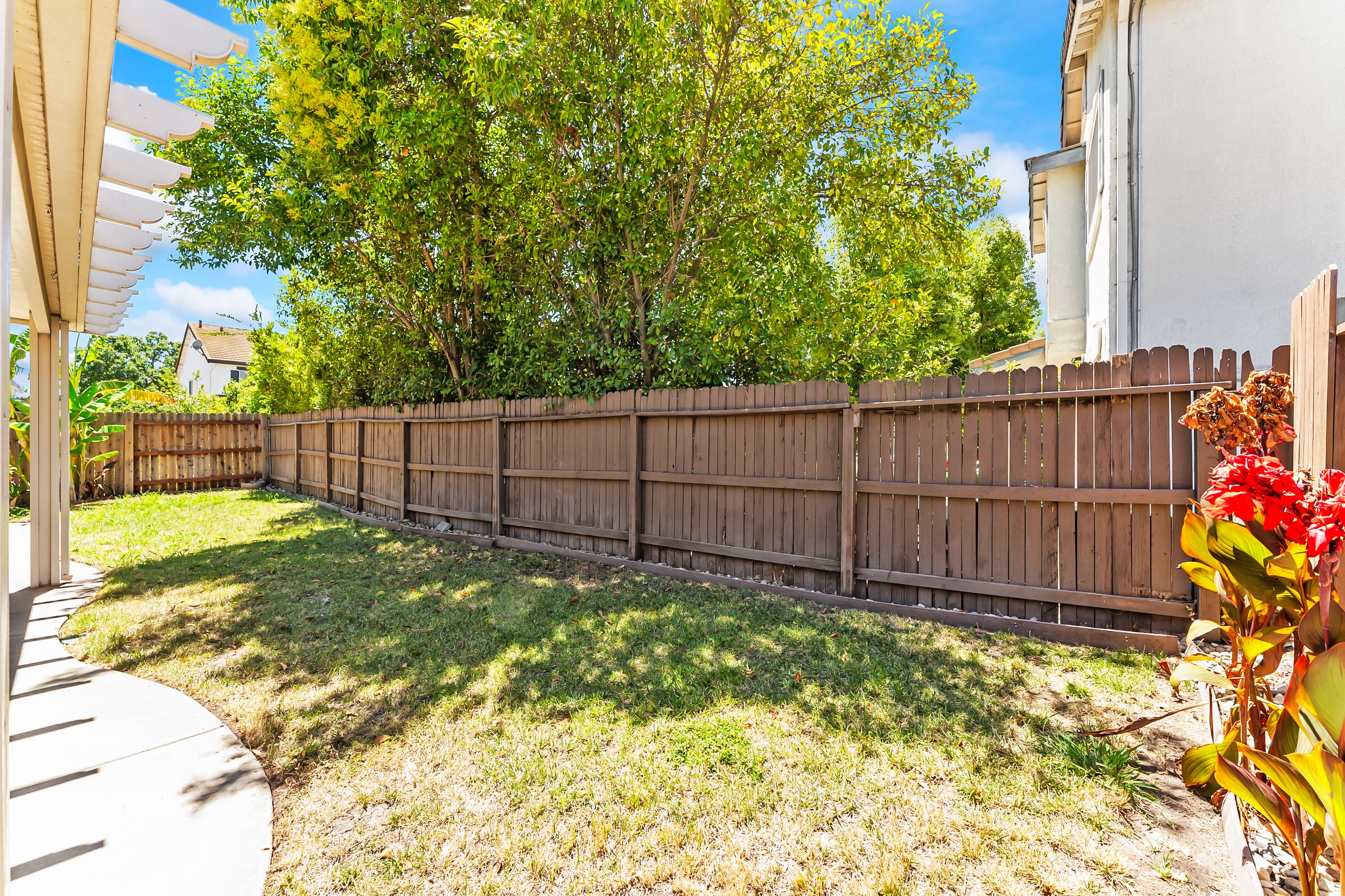 5903 Deepdale Way 