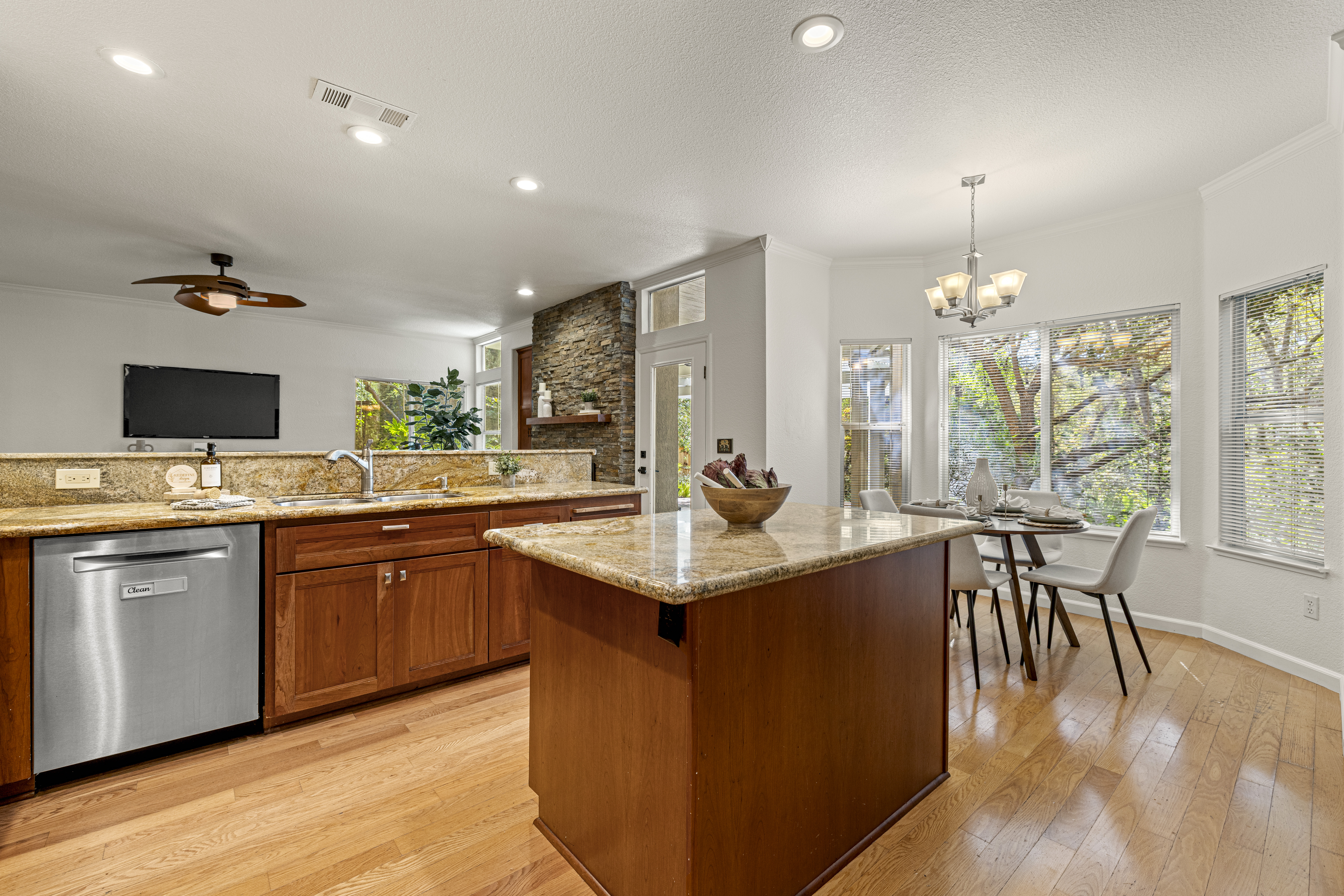 3092 Brackenwood Place 