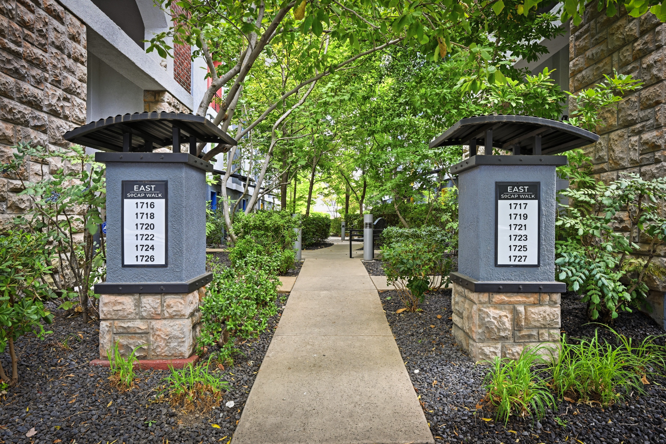 1725 East Socap Walk 