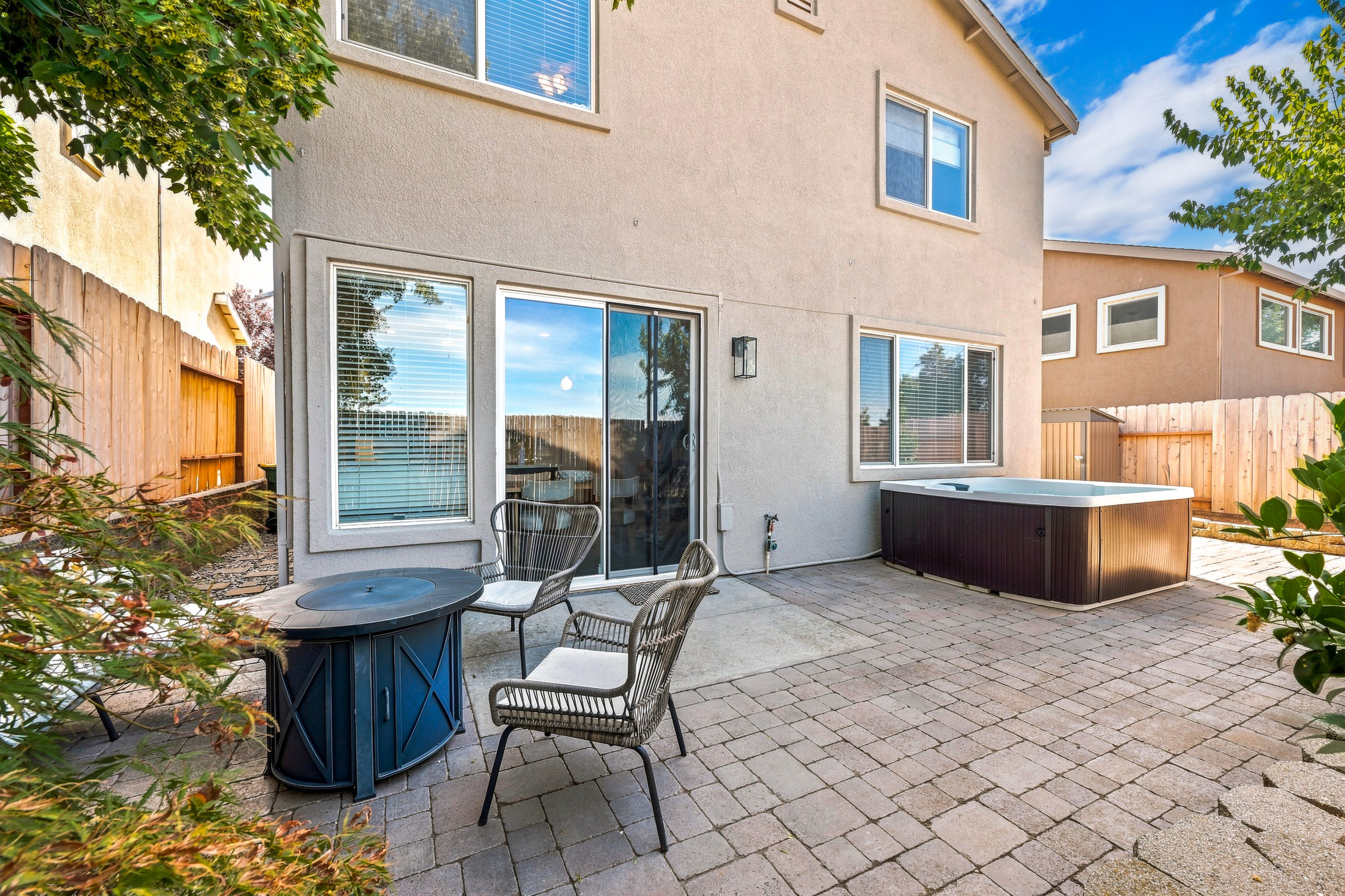2609 Chesapeake Bay Circle 