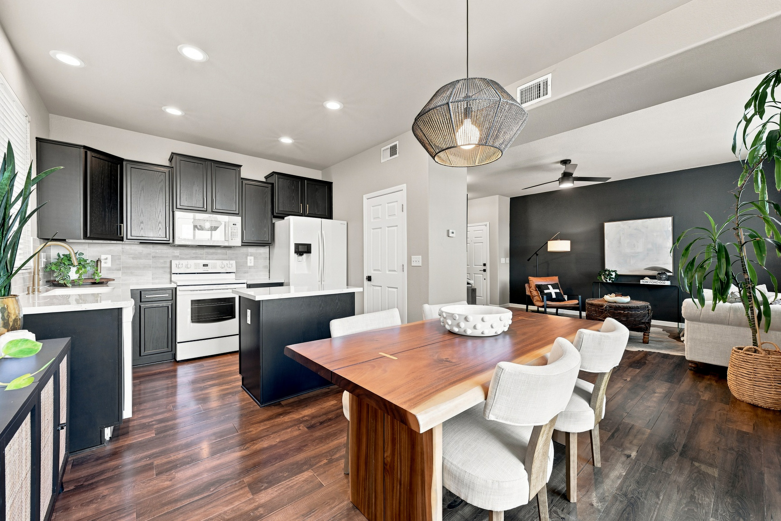 2609 Chesapeake Bay Circle 