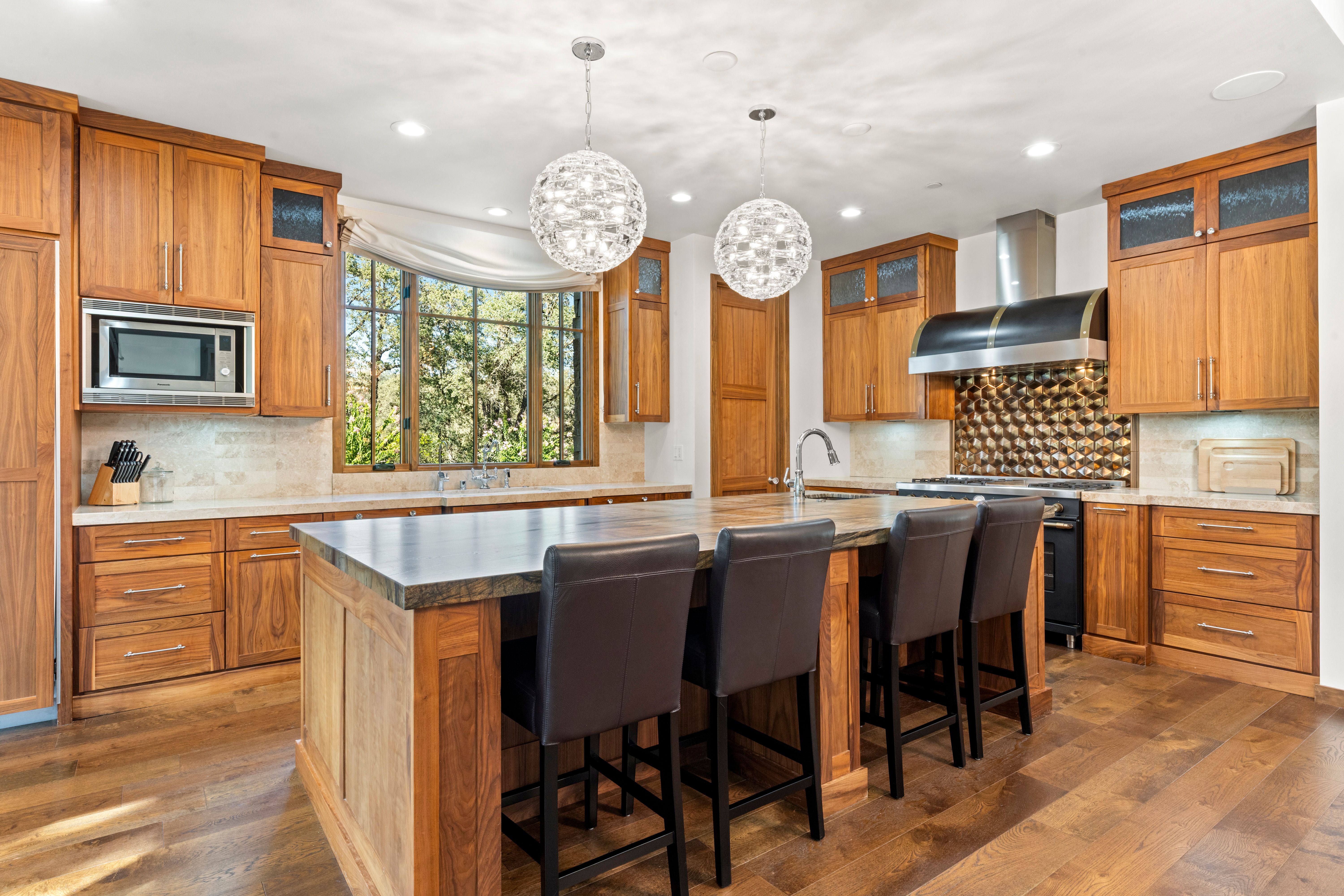 6016 Aldea Drive 