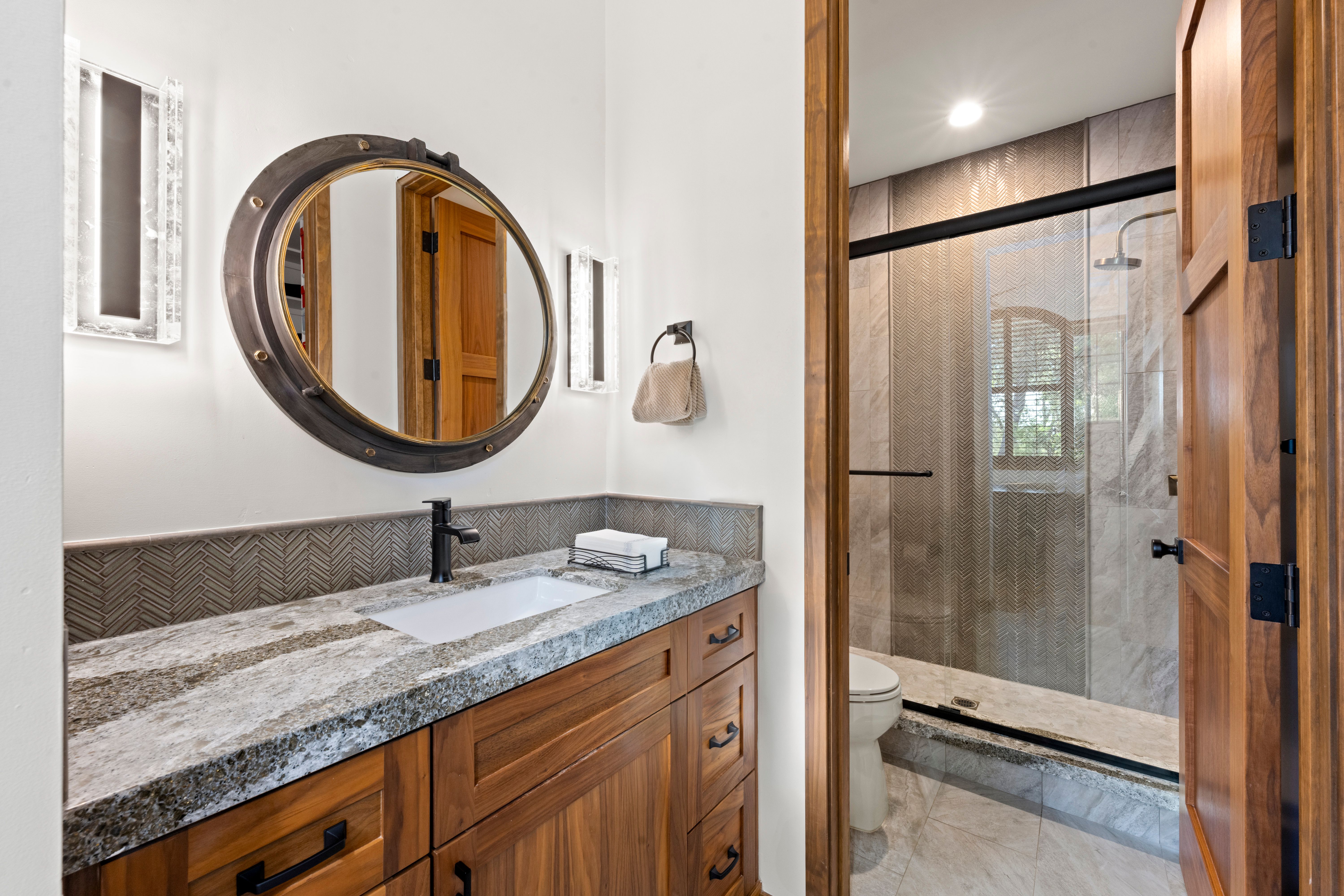 6016 Aldea Drive 